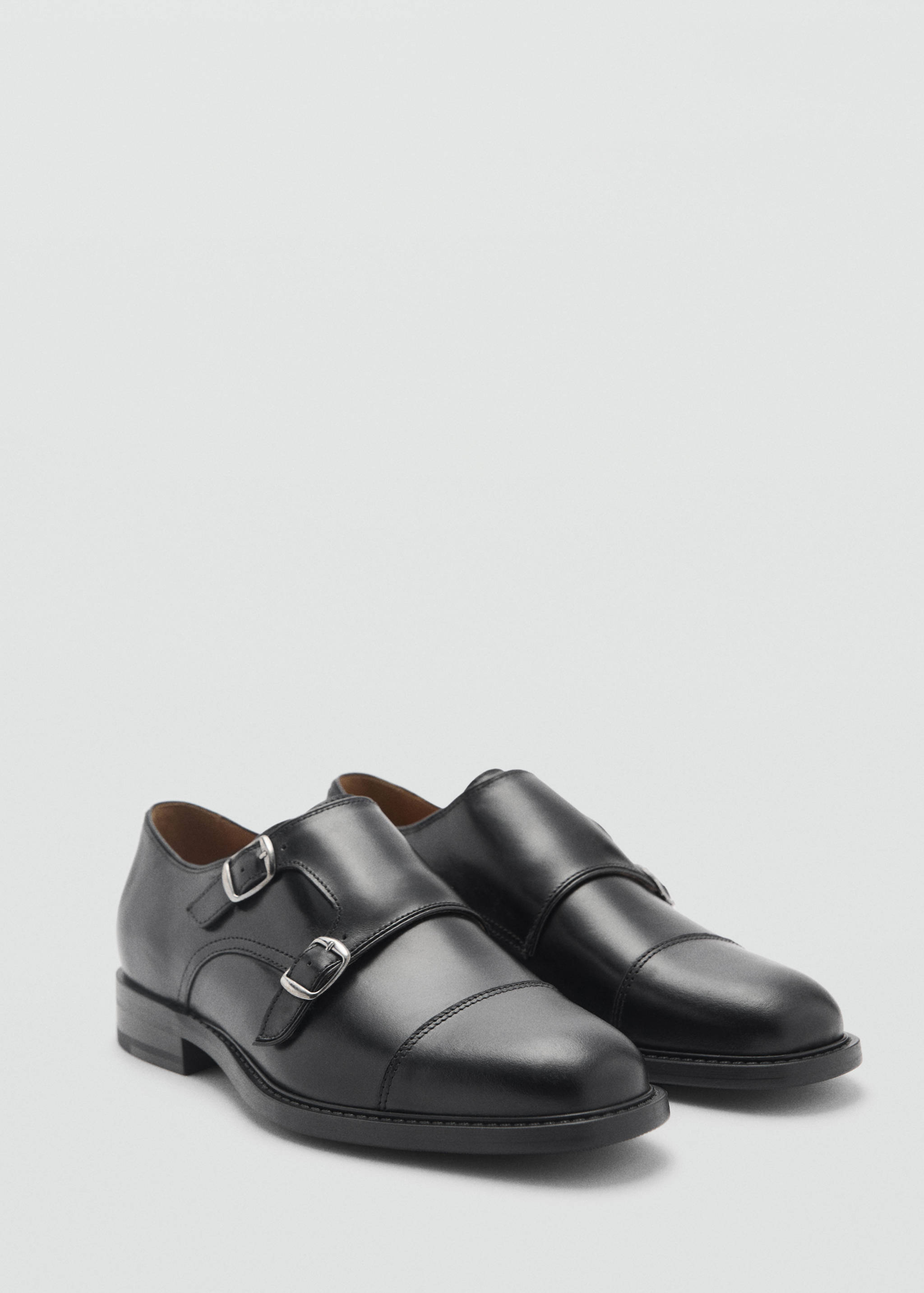 Double buckle leather shoe - Medium plane