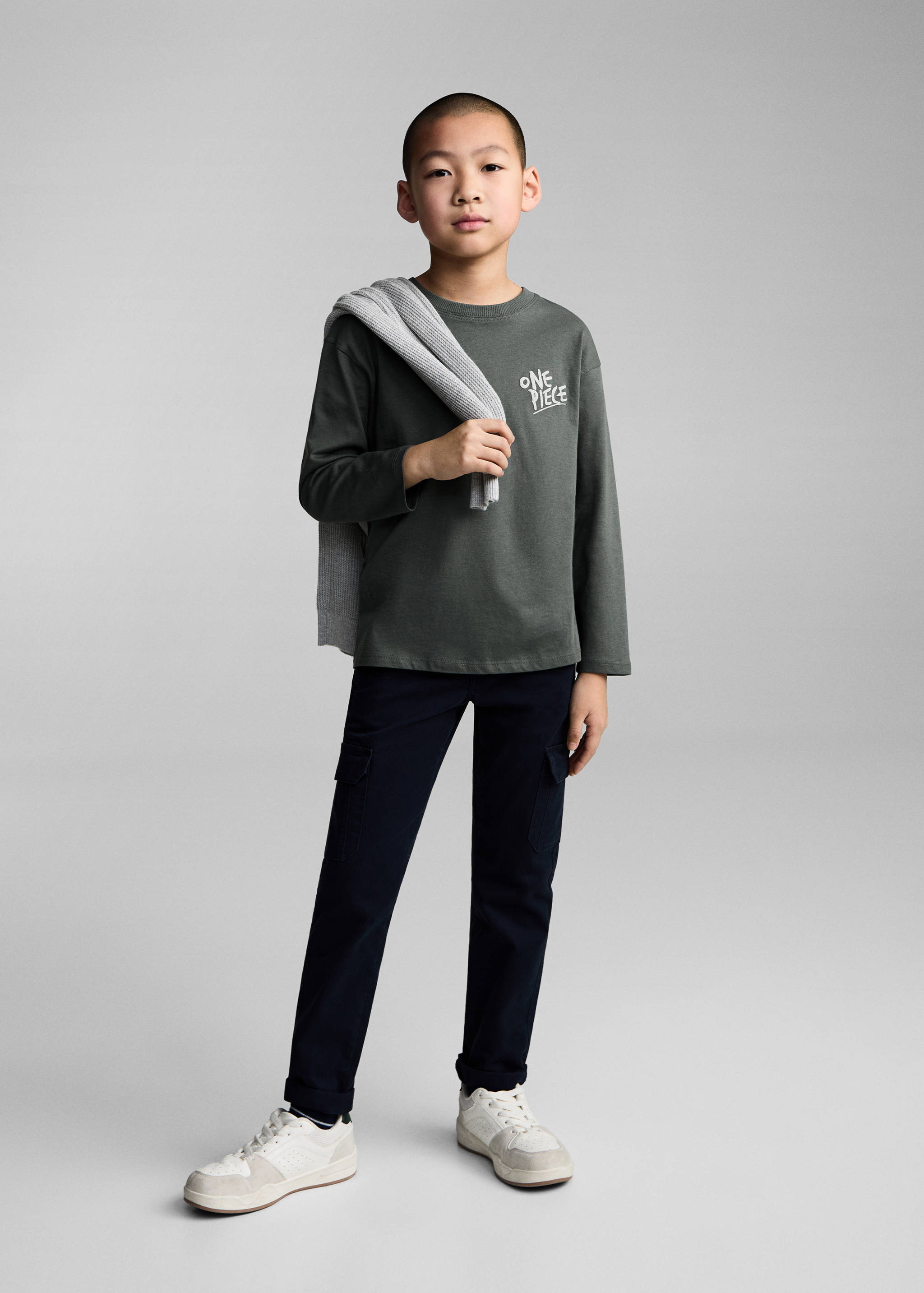 تي شيرت ون بيس - رؤية عامة