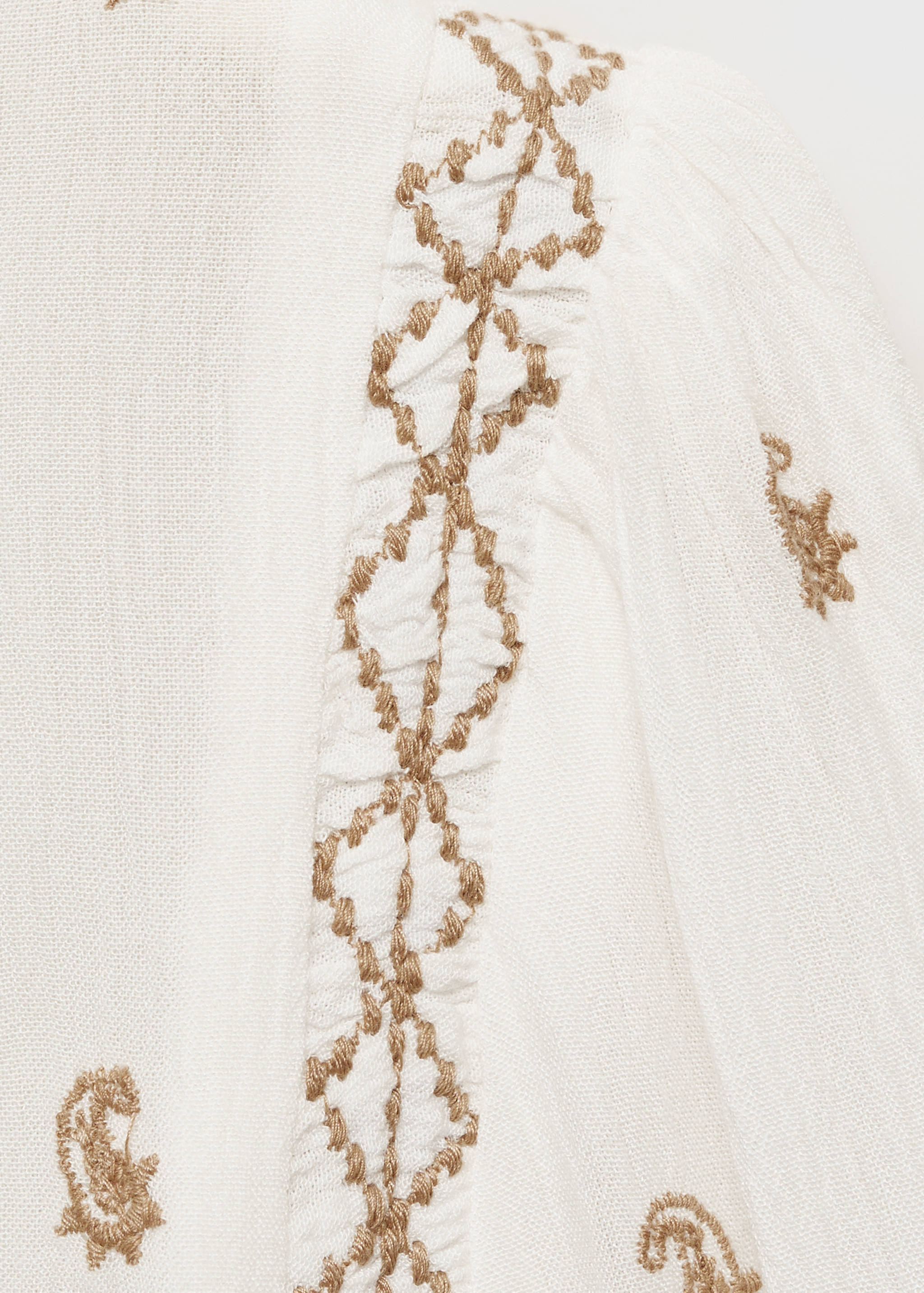 Embroidered blouse - Details of the article 8