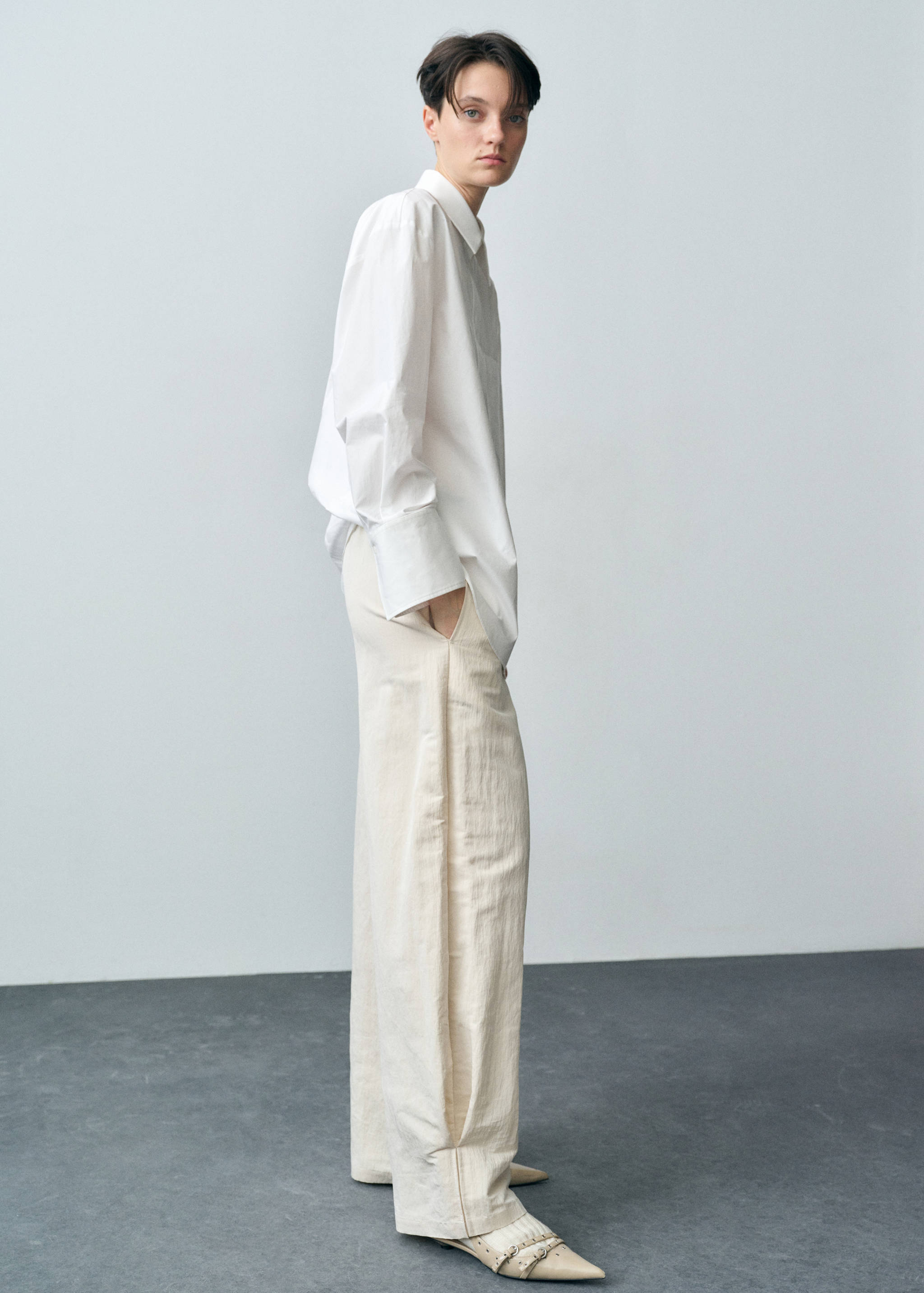 Pleated jogger pants - Details of the article 2