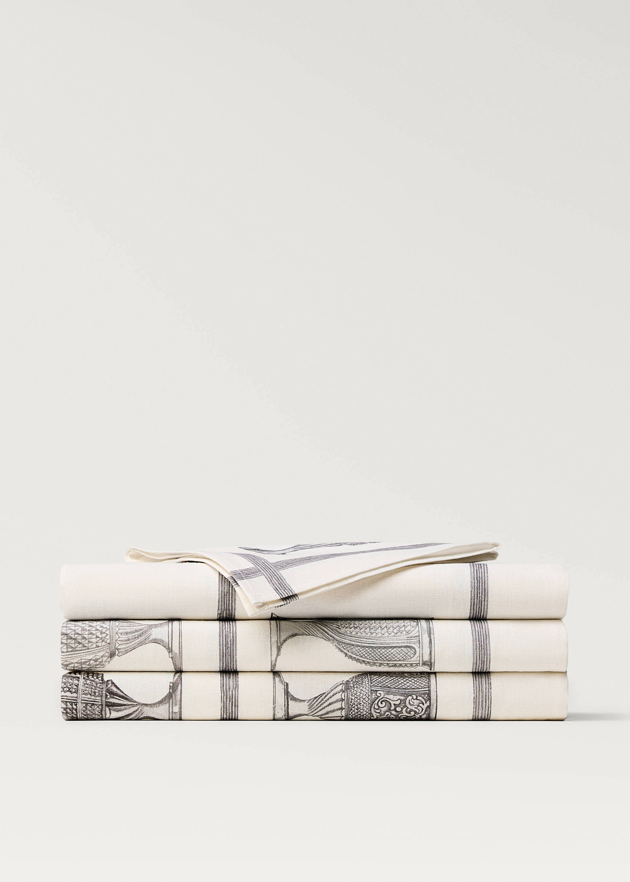 Obrus z bawełny i lnu z nadrukiem kieliszków dla 8-10 osób - Artykuł bez modela/modelki