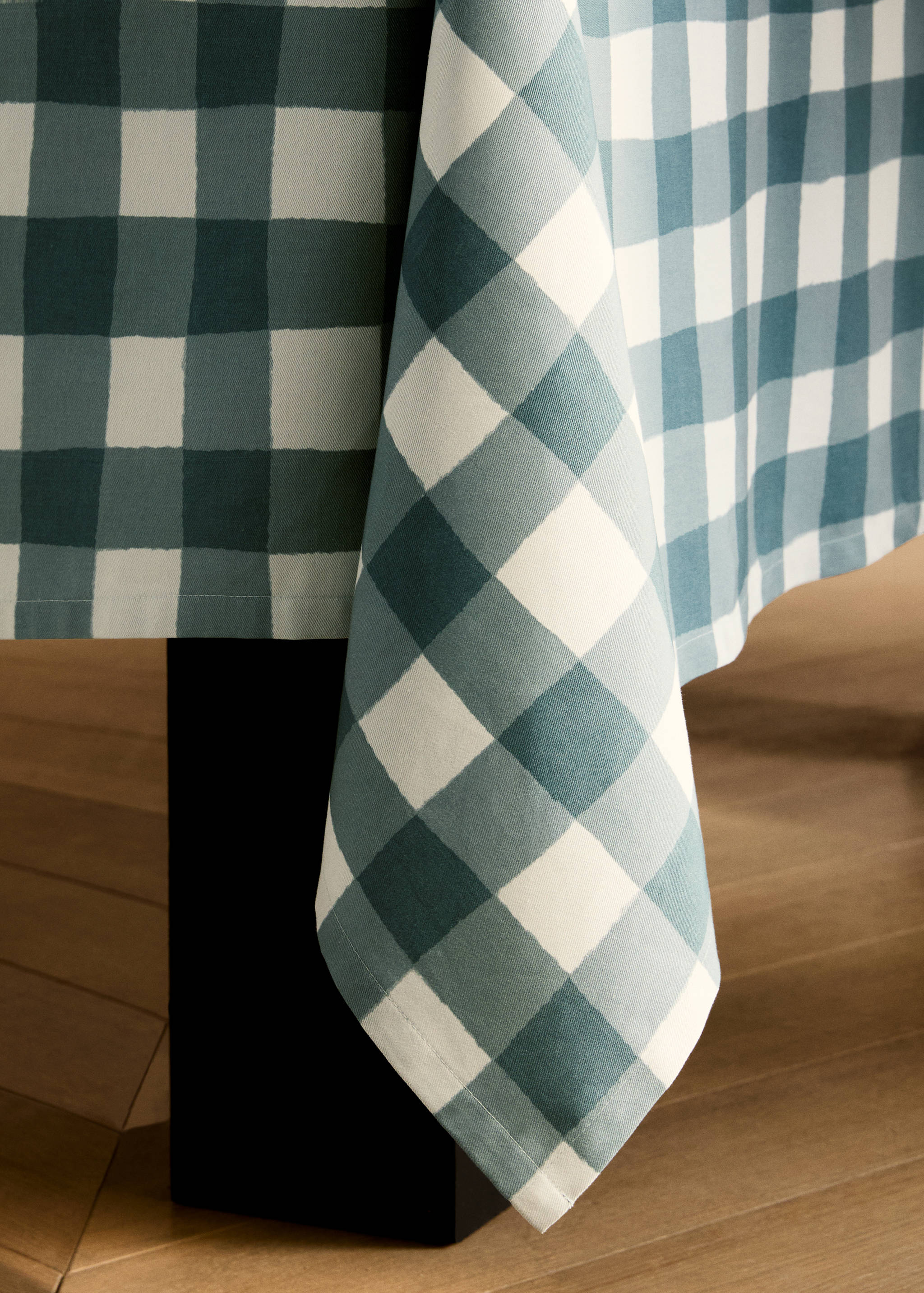 Check cotton tablecloth for 6 to 8 diners - Details of the article 8