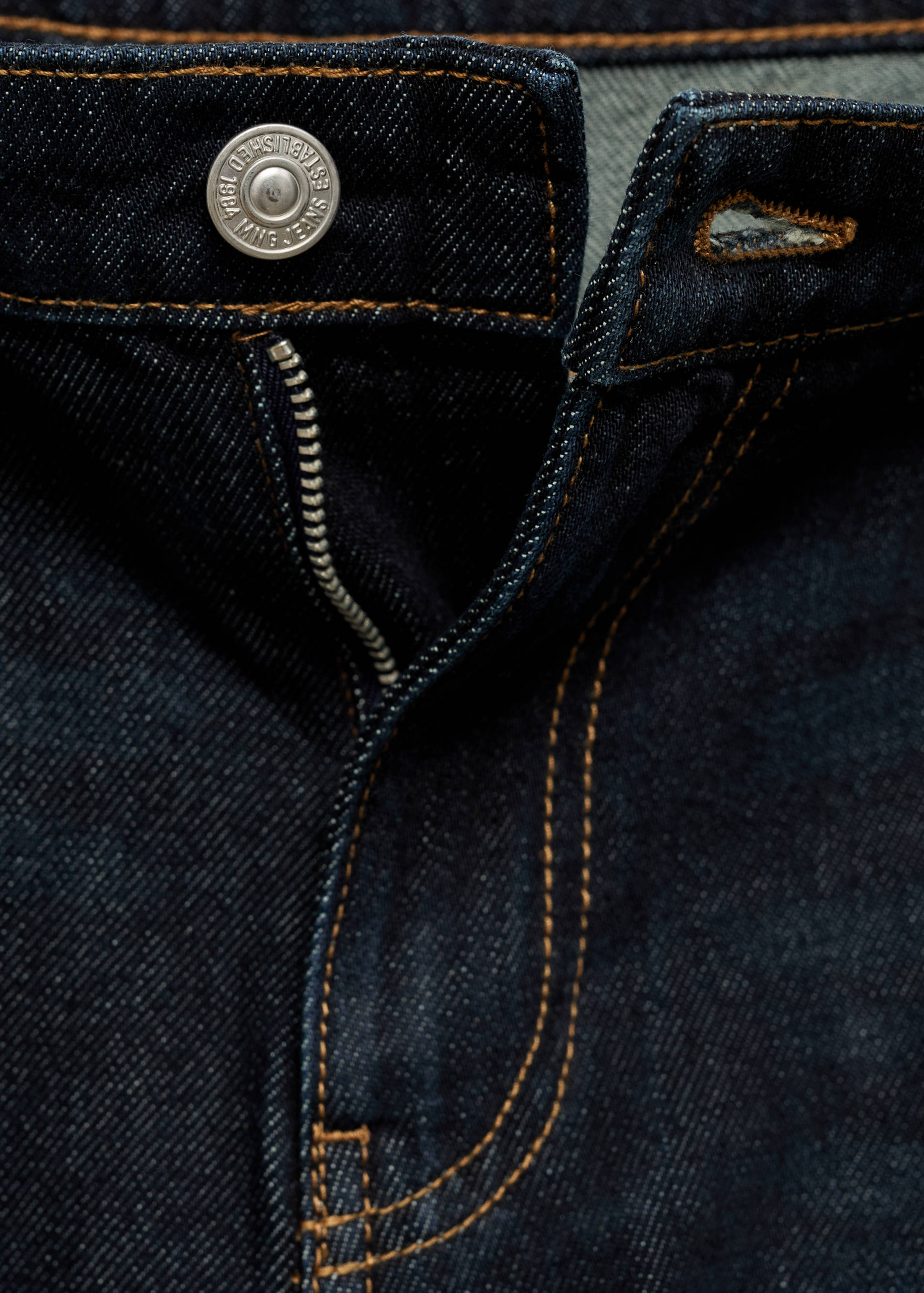 Low-rise rinse-wash wide leg jeans - Details of the article 0