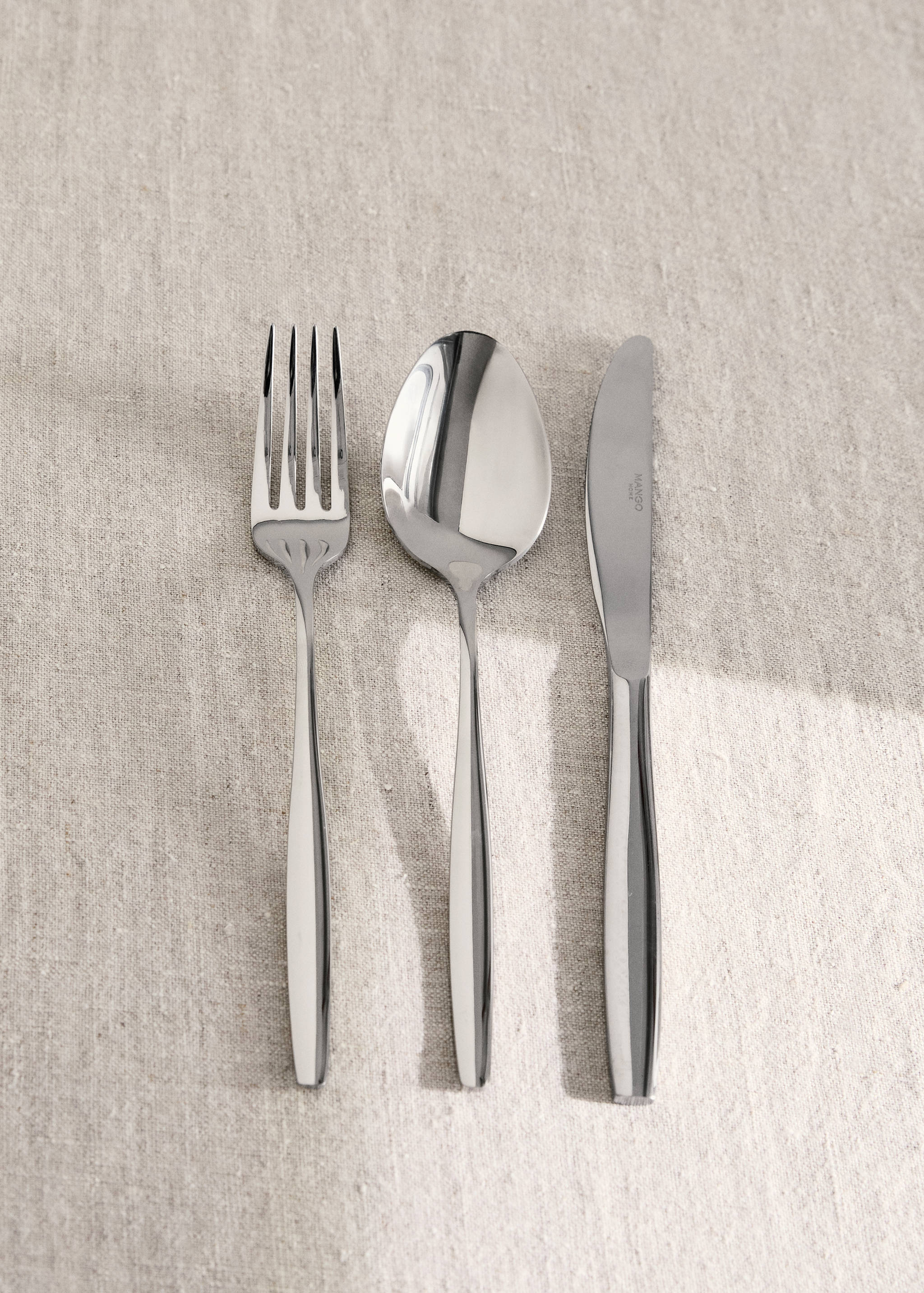 3-piece cutlery set in stainless steel with slim handles - General plane