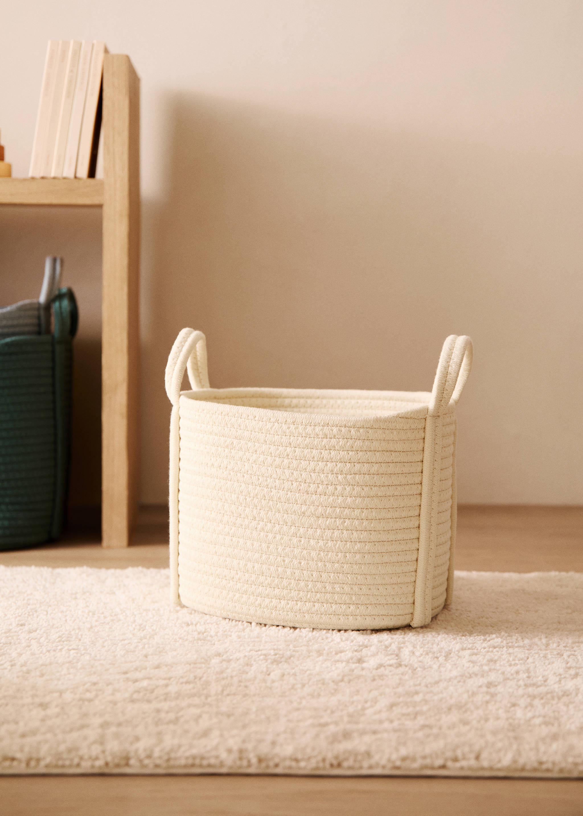 Small cotton children's basket - General plane