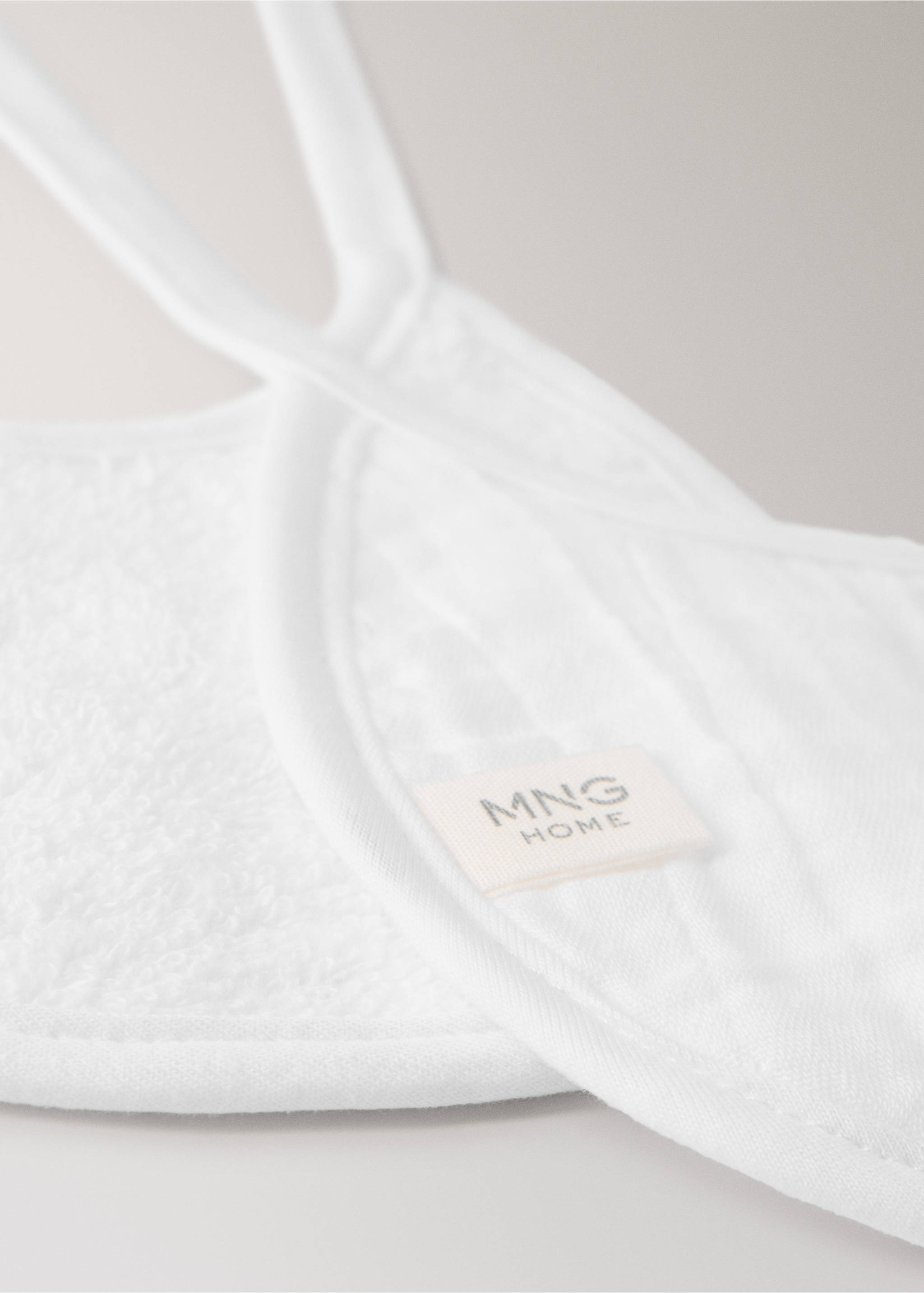 Cotton gauze bib - Details of the article 1, Ecru. Ref: 87033655-00.