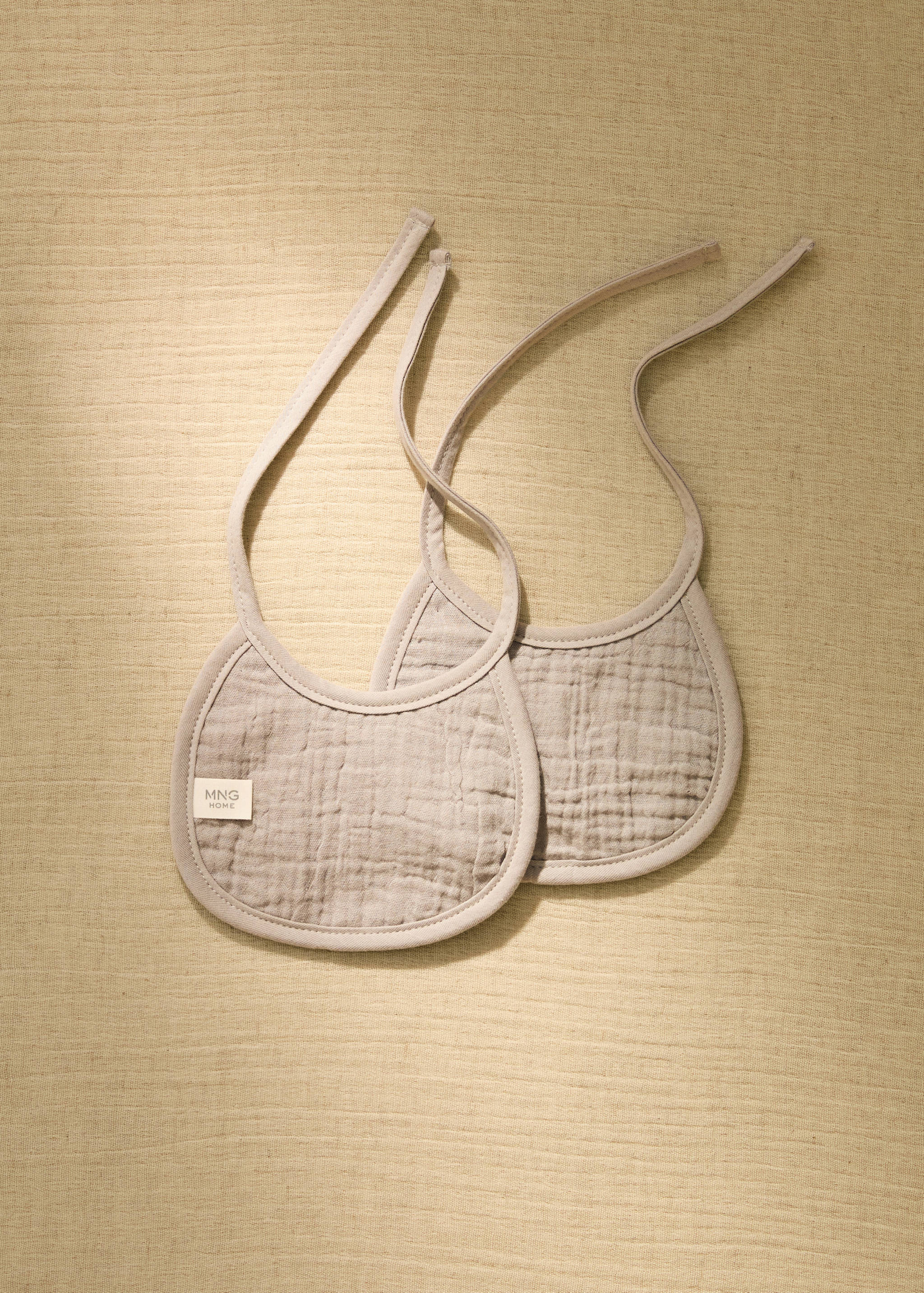 Cotton gauze bib - General plane