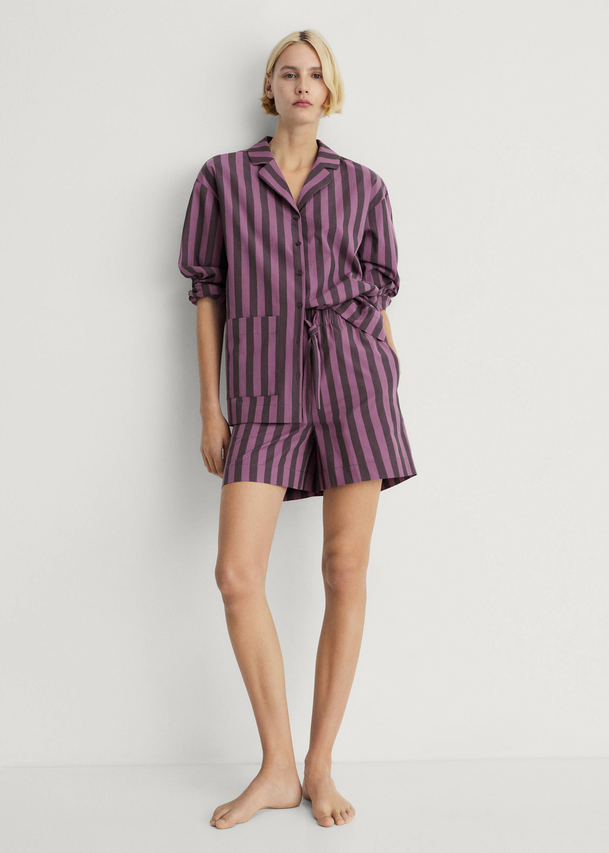 Woven two-tone striped shorts - General plane