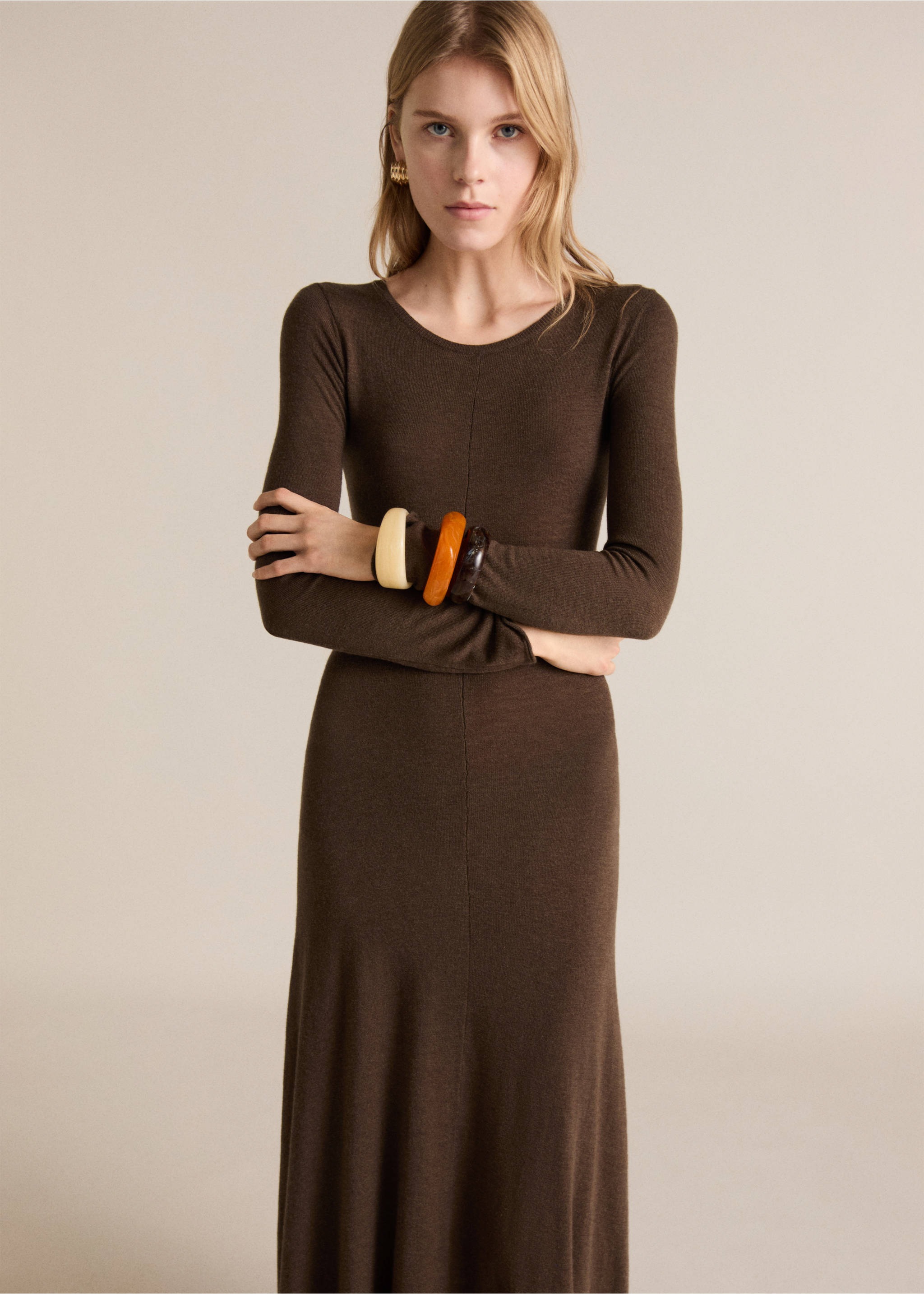 Asymmetrical low-knit dress - Medium plane, Caramel. Ref: 87034072-00.