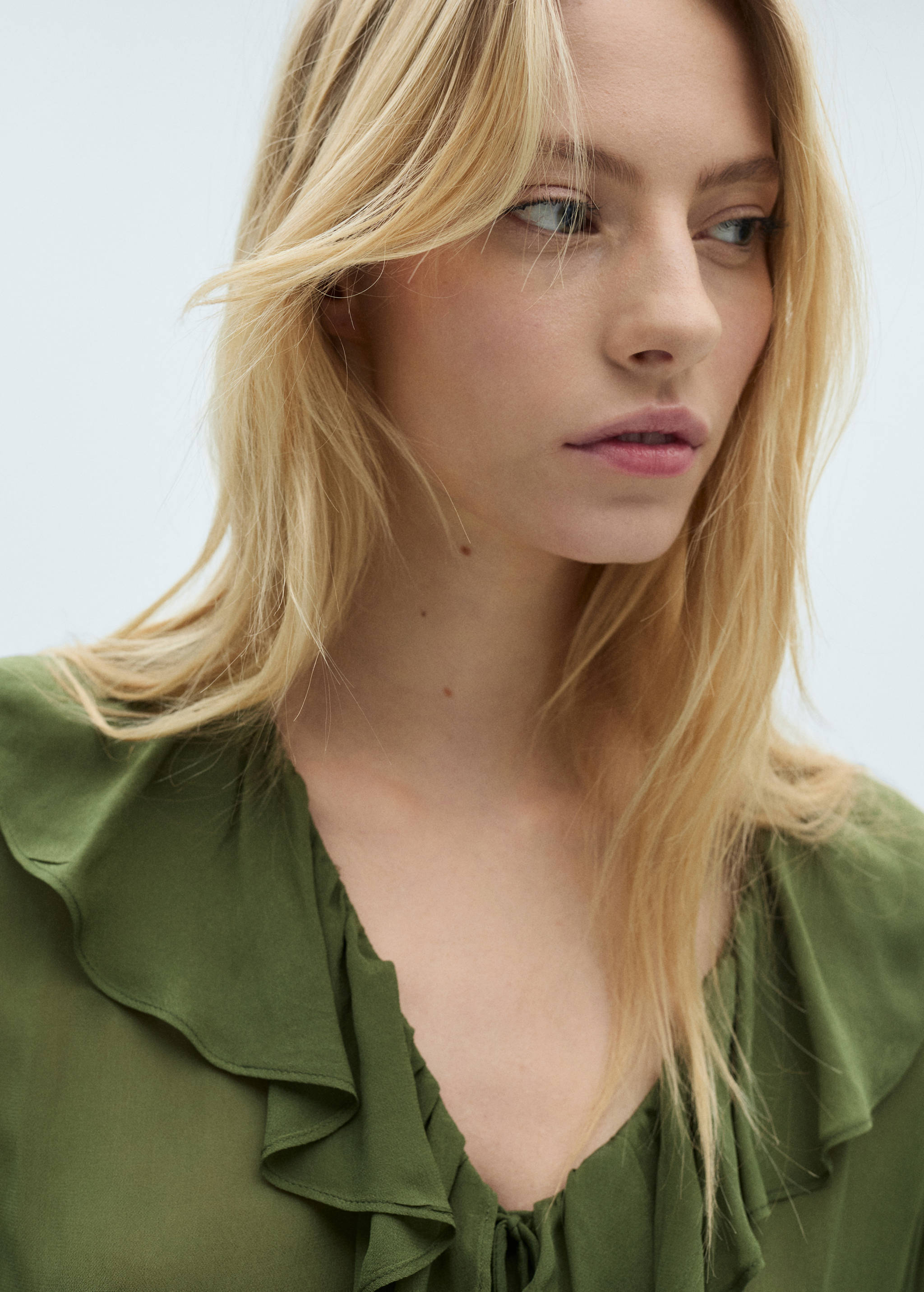 Ruffled blouse - Details of the article 1