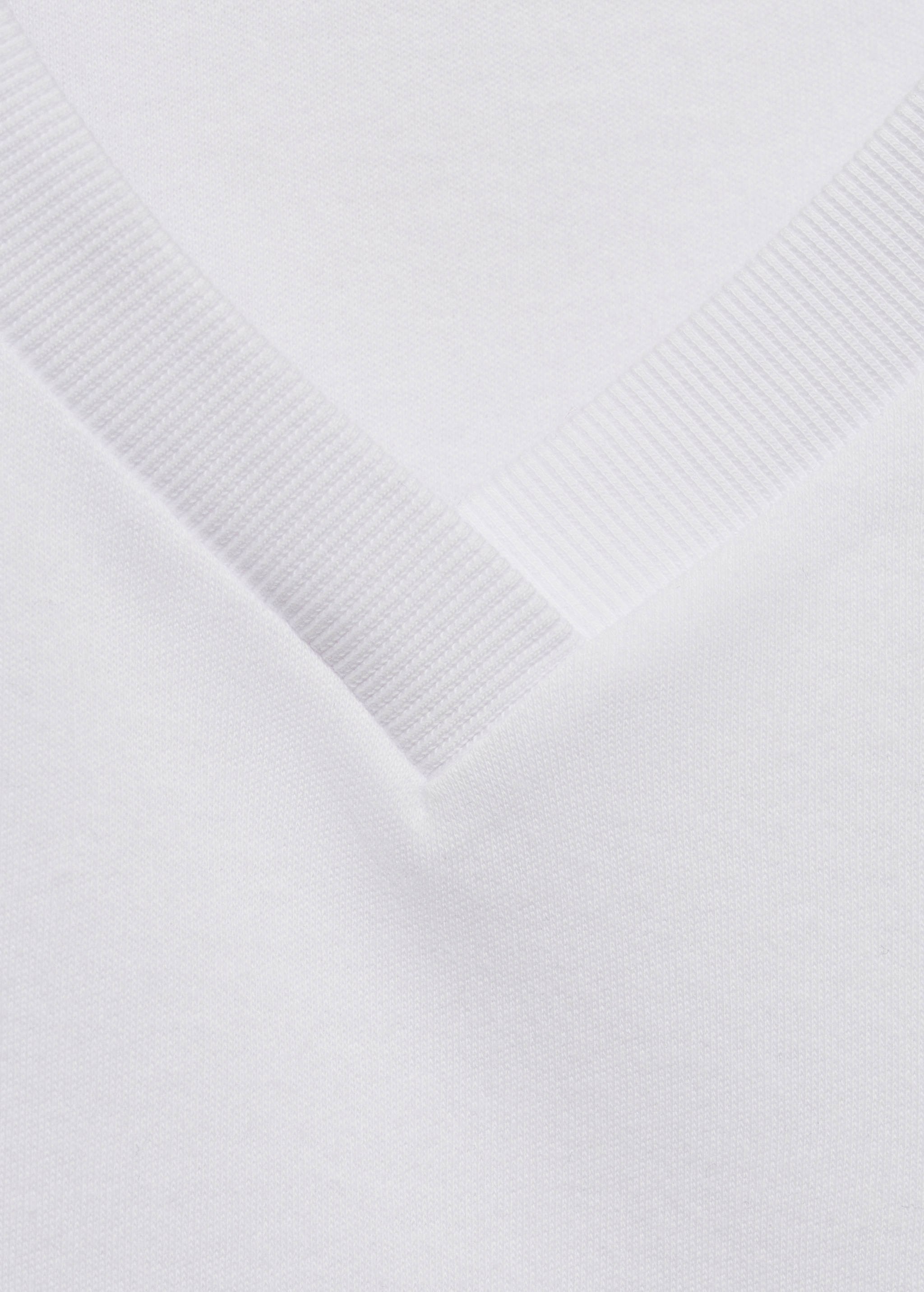 V-neck cotton T-shirt - Details of the article 8