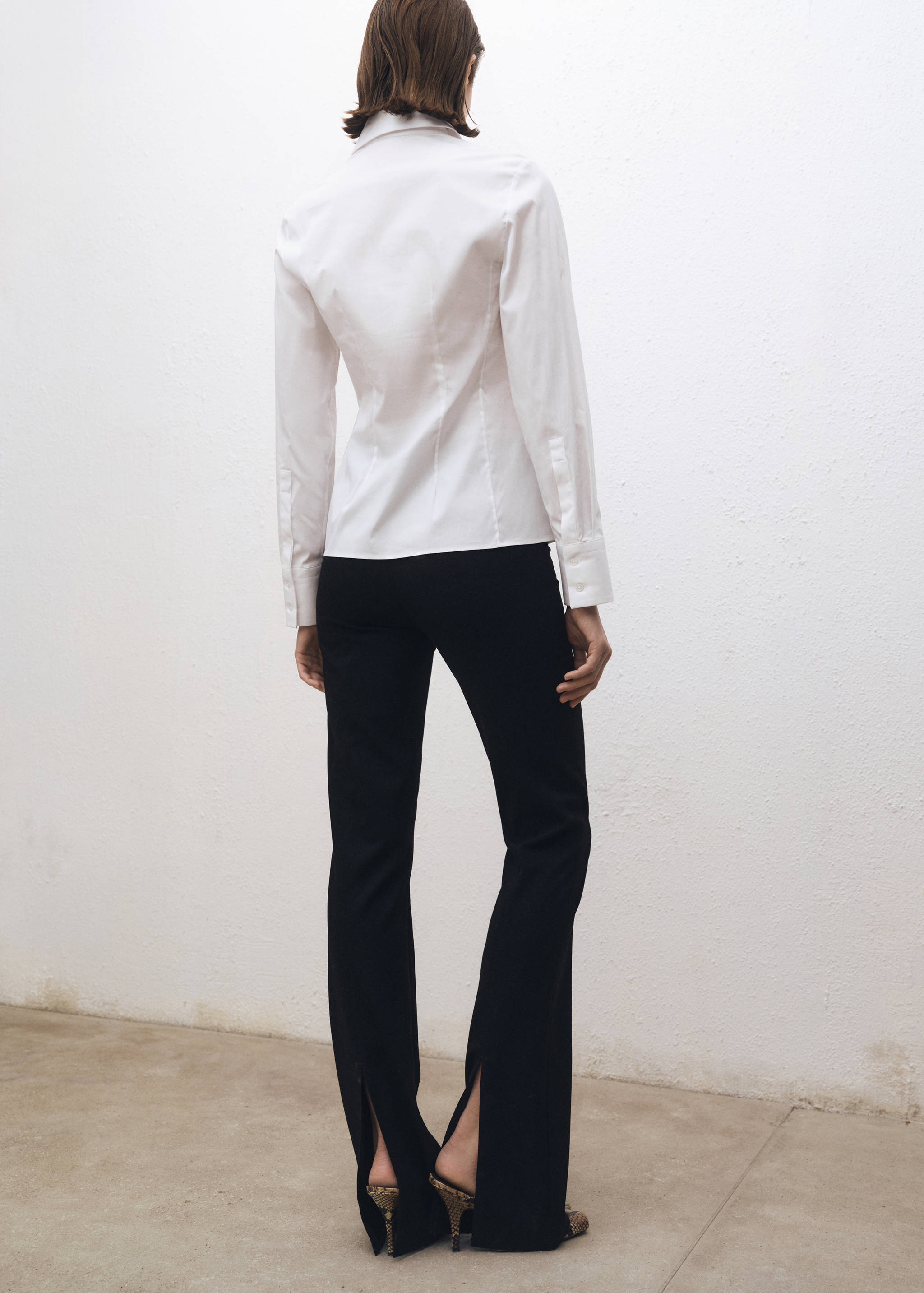 Slim-fit poplin shirt - Reverse of the article