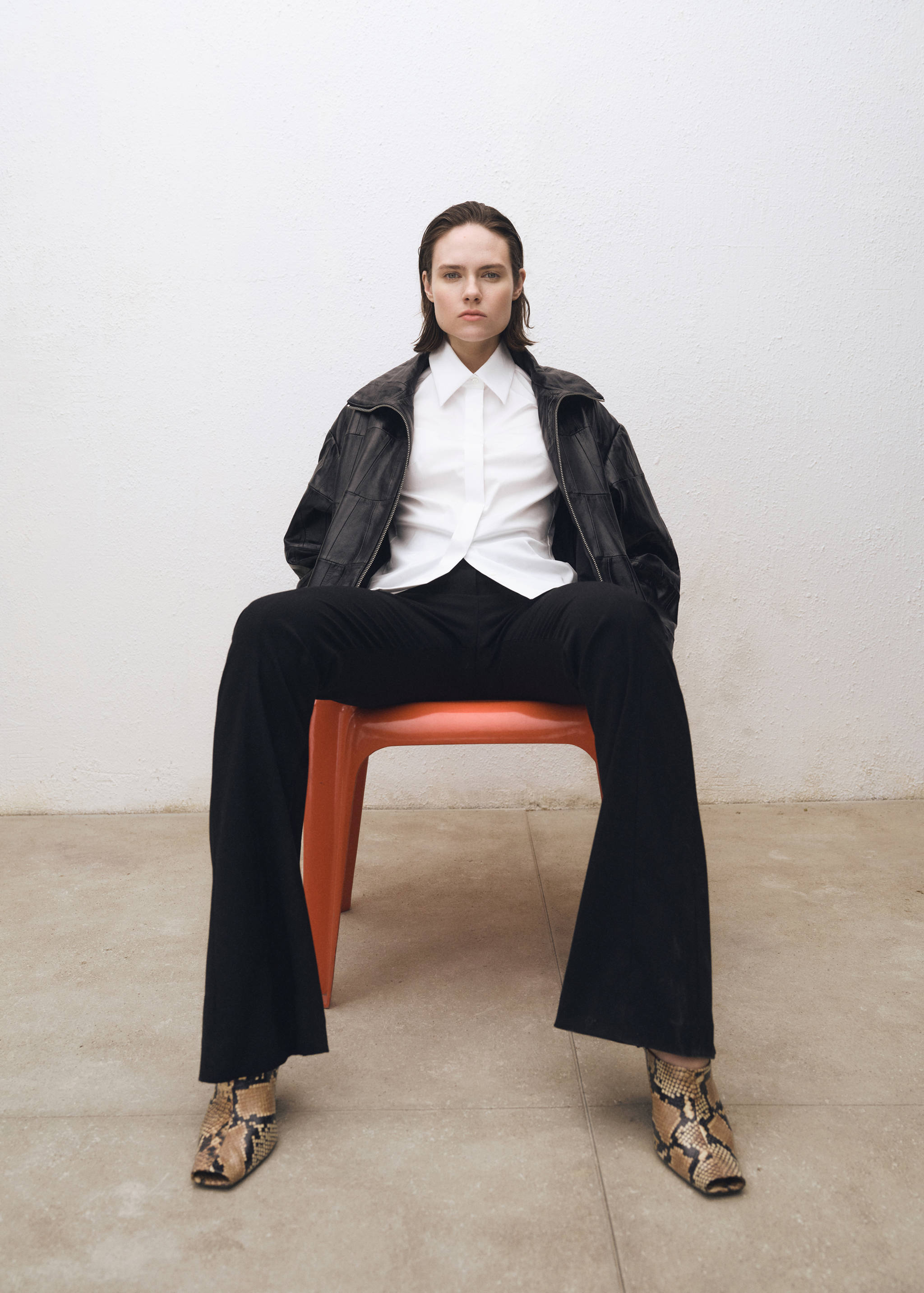 Slim-fit poplin shirt - Details of the article 2