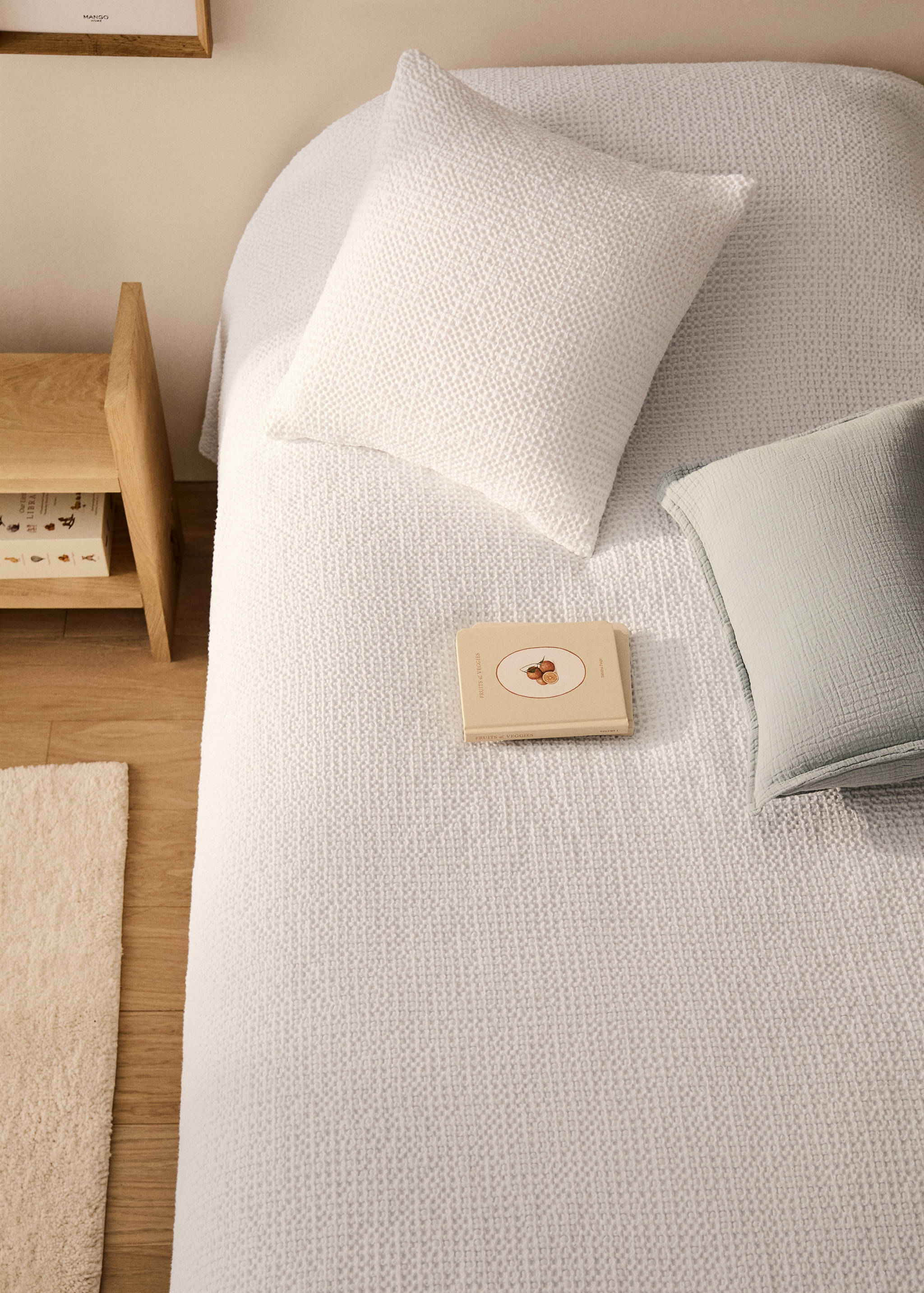 Cotton waffle garment-dyed bedspread for 90/105 cm bed - General plane
