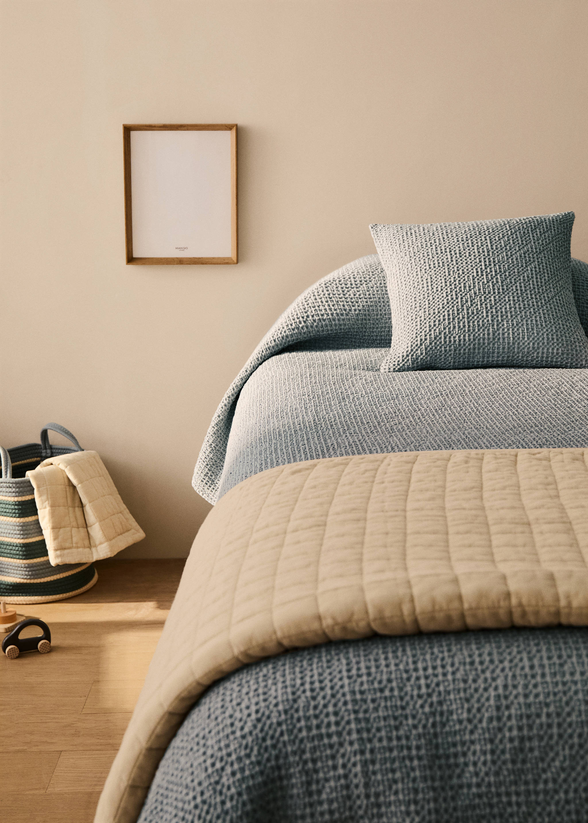 Cotton waffle garment-dyed bedspread for 90/105 cm bed - General plane