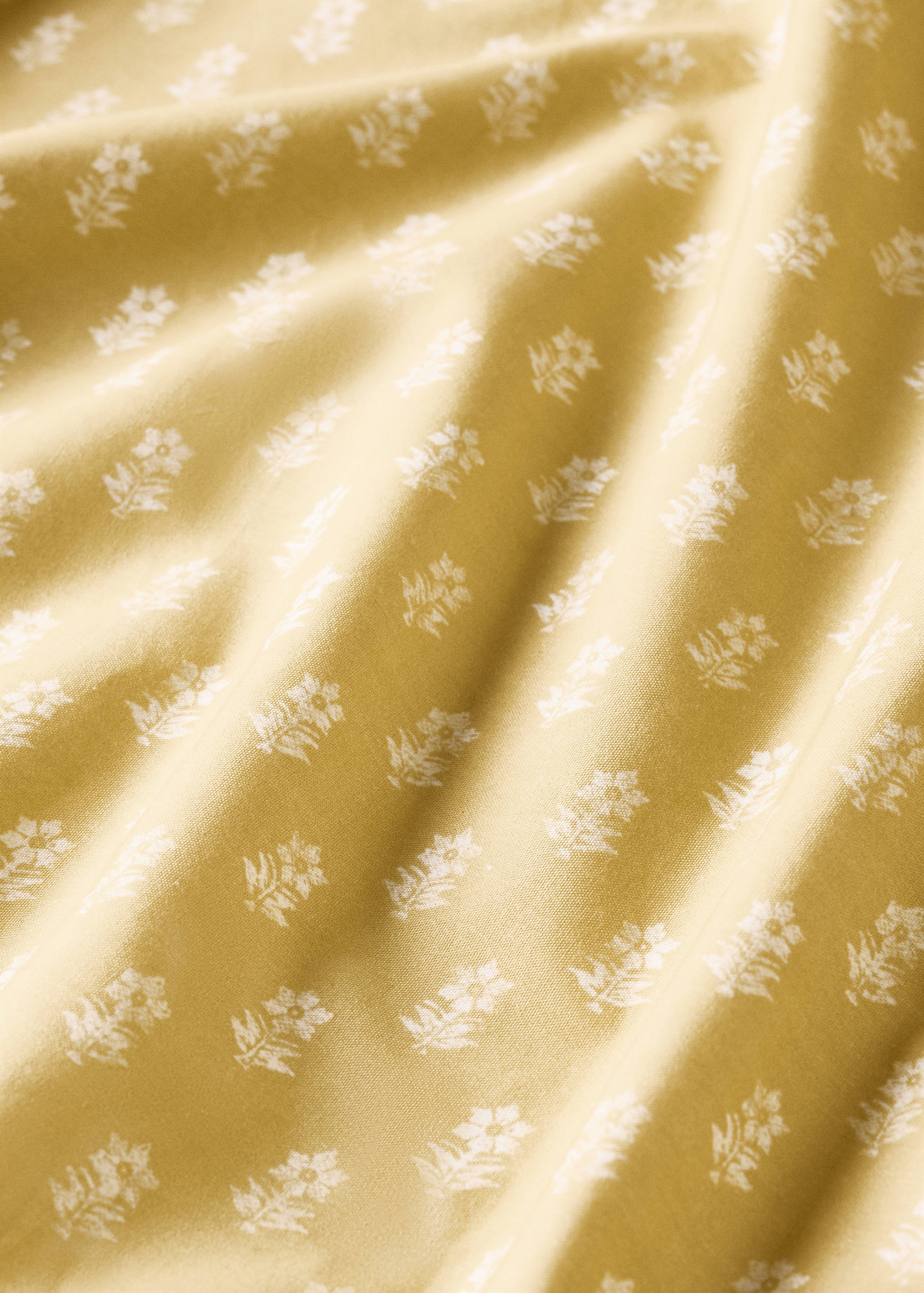 Children’s cotton percale fitted sheet with small flowers for 90 cm bed - Details of the article 2