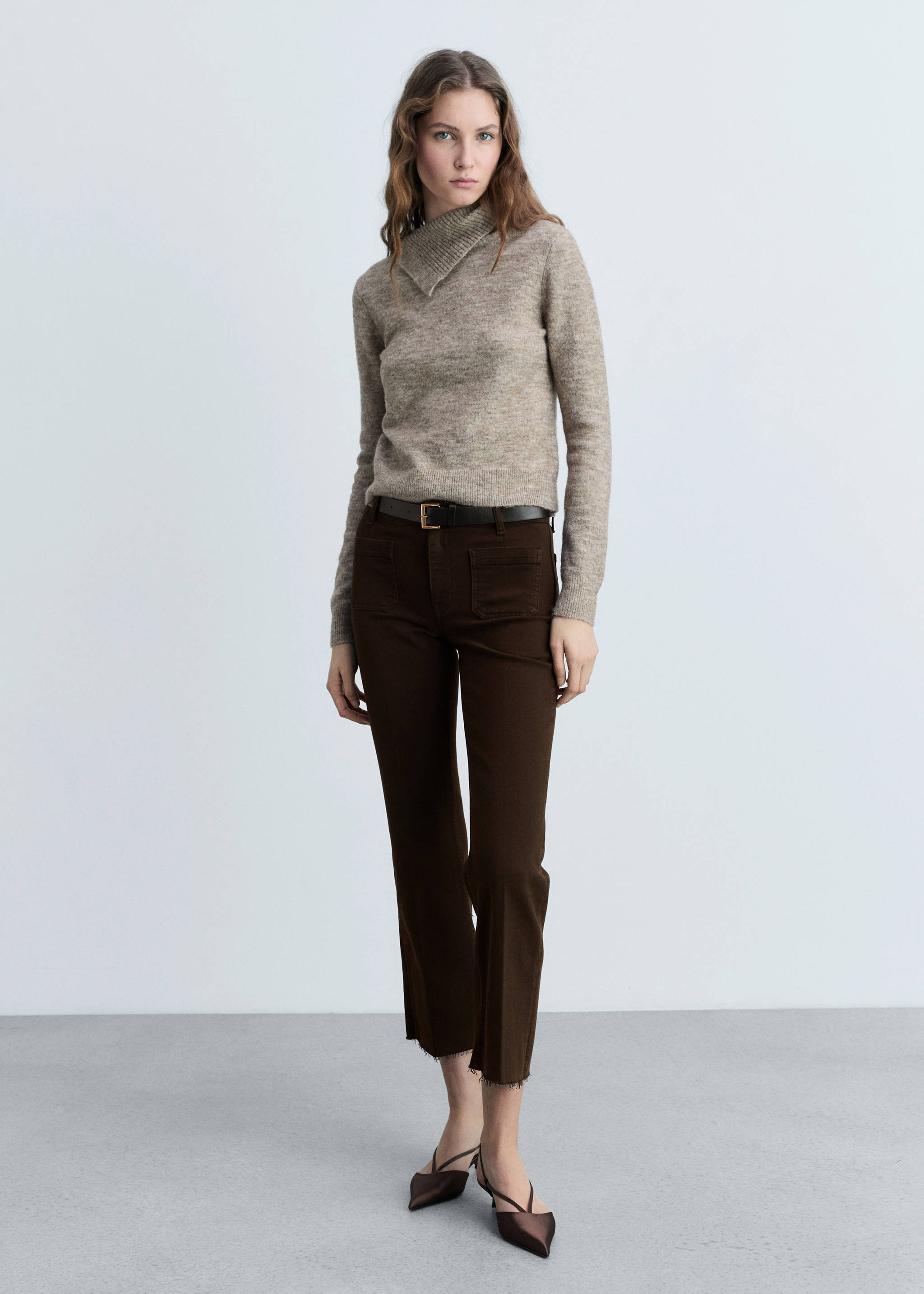 Flared cropped jeans with pockets - General plane