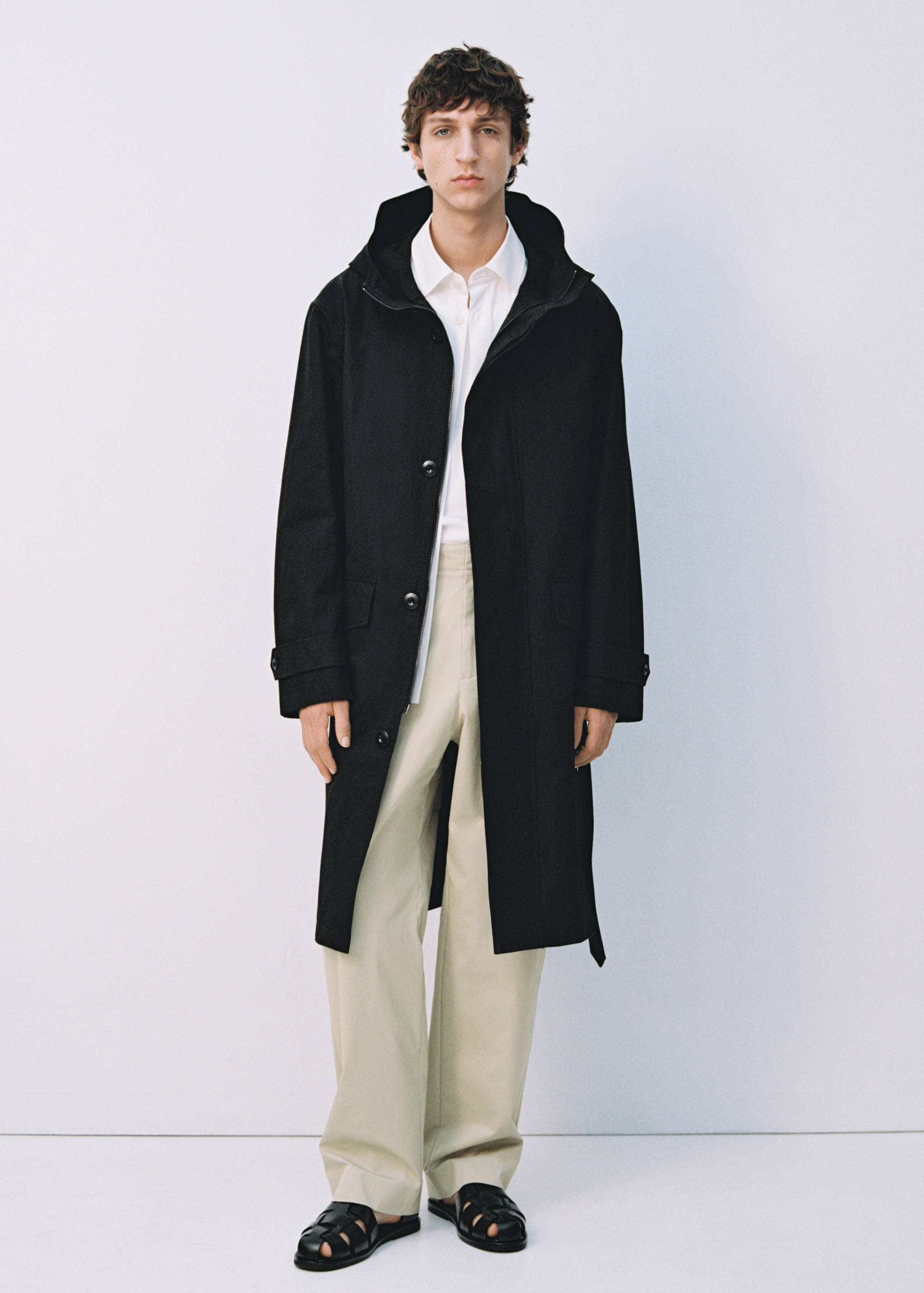 Trench coat with belt and hood - Details of the article 3