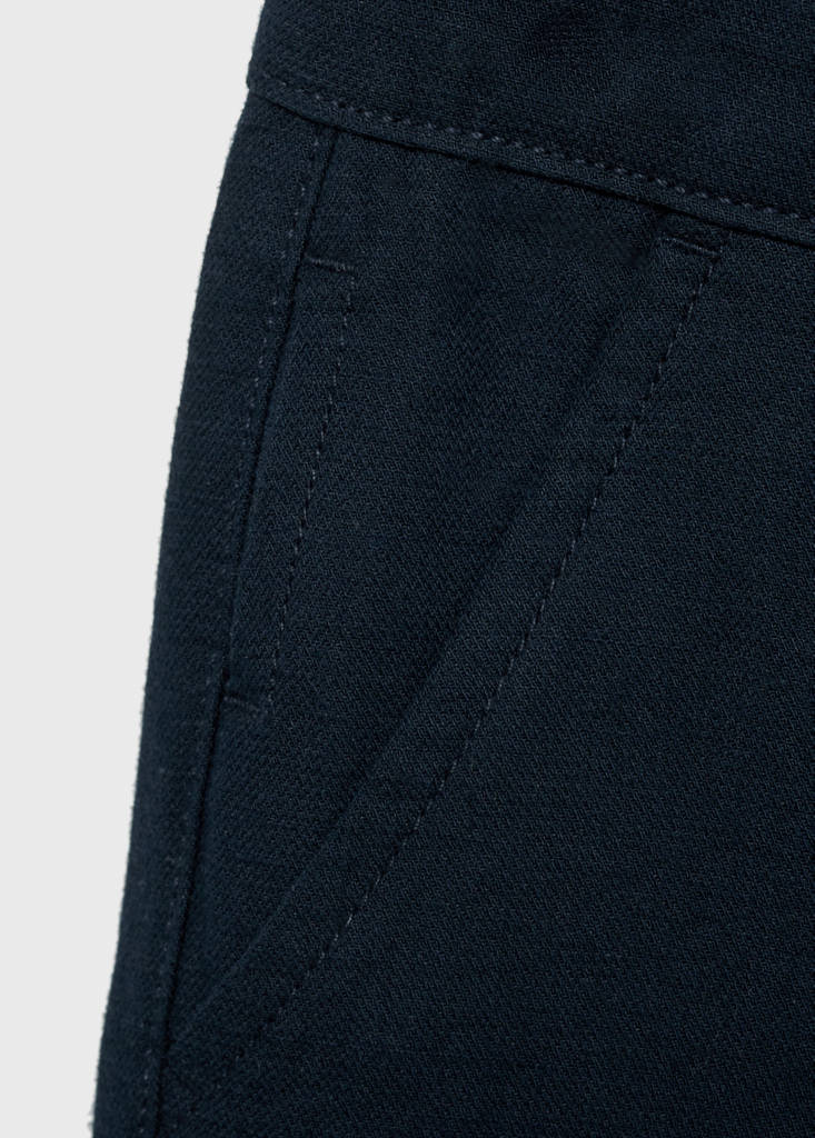 Linen chino Bermuda shorts — Dark Navy