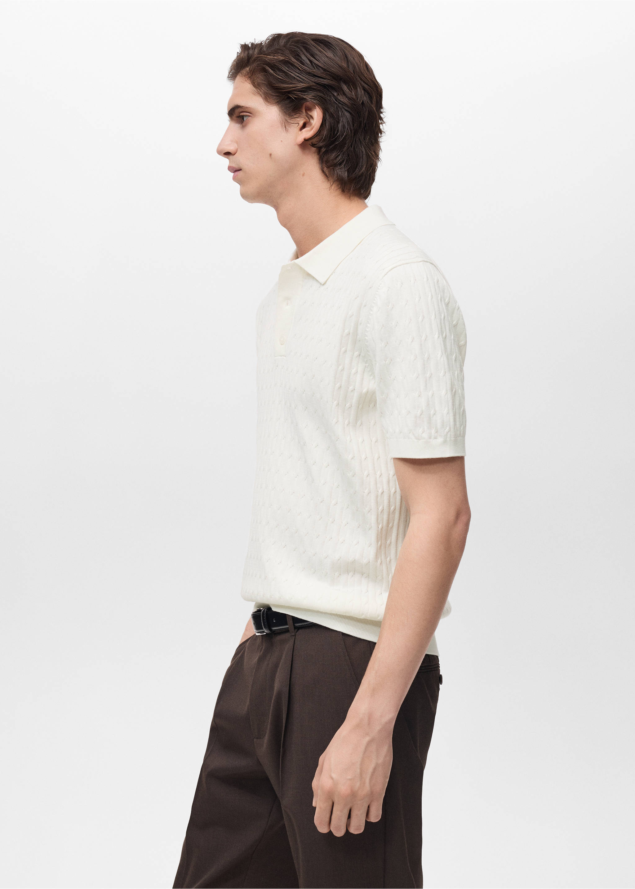 Polo maille torsadée 100 % coton - Détail de l'article 2, Blanc cassé. Ref: 87034411-00.