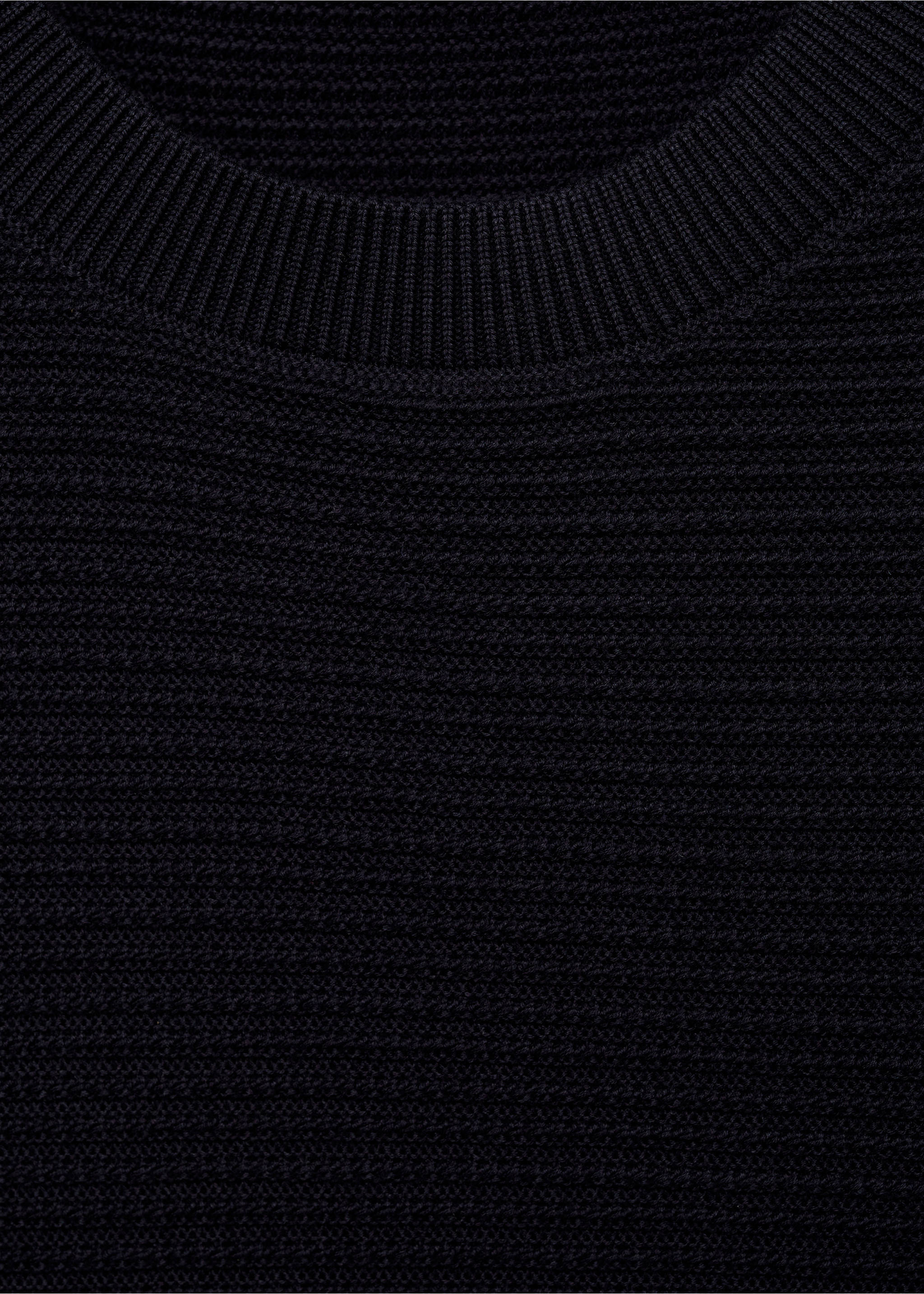 Fijngebreid, gestructureerd T-shirt - Detail van het artikel 8, Nachtblauw. Ref: 87034412-00.