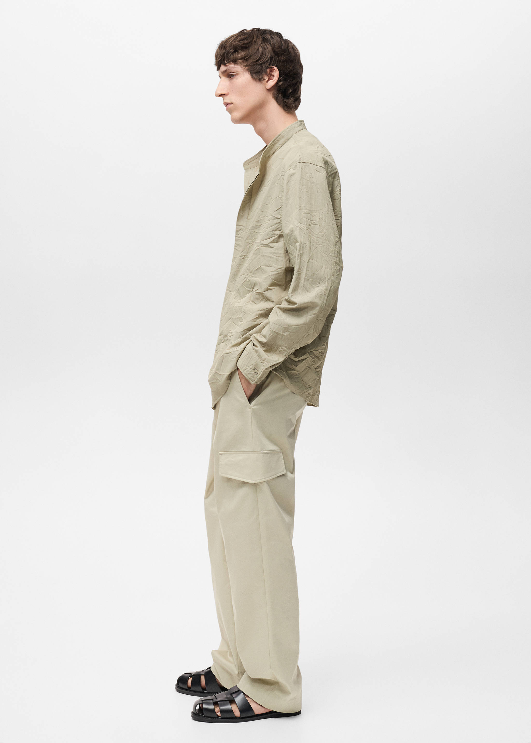 Crew-neck shirt with creased effect - Details of the article 2