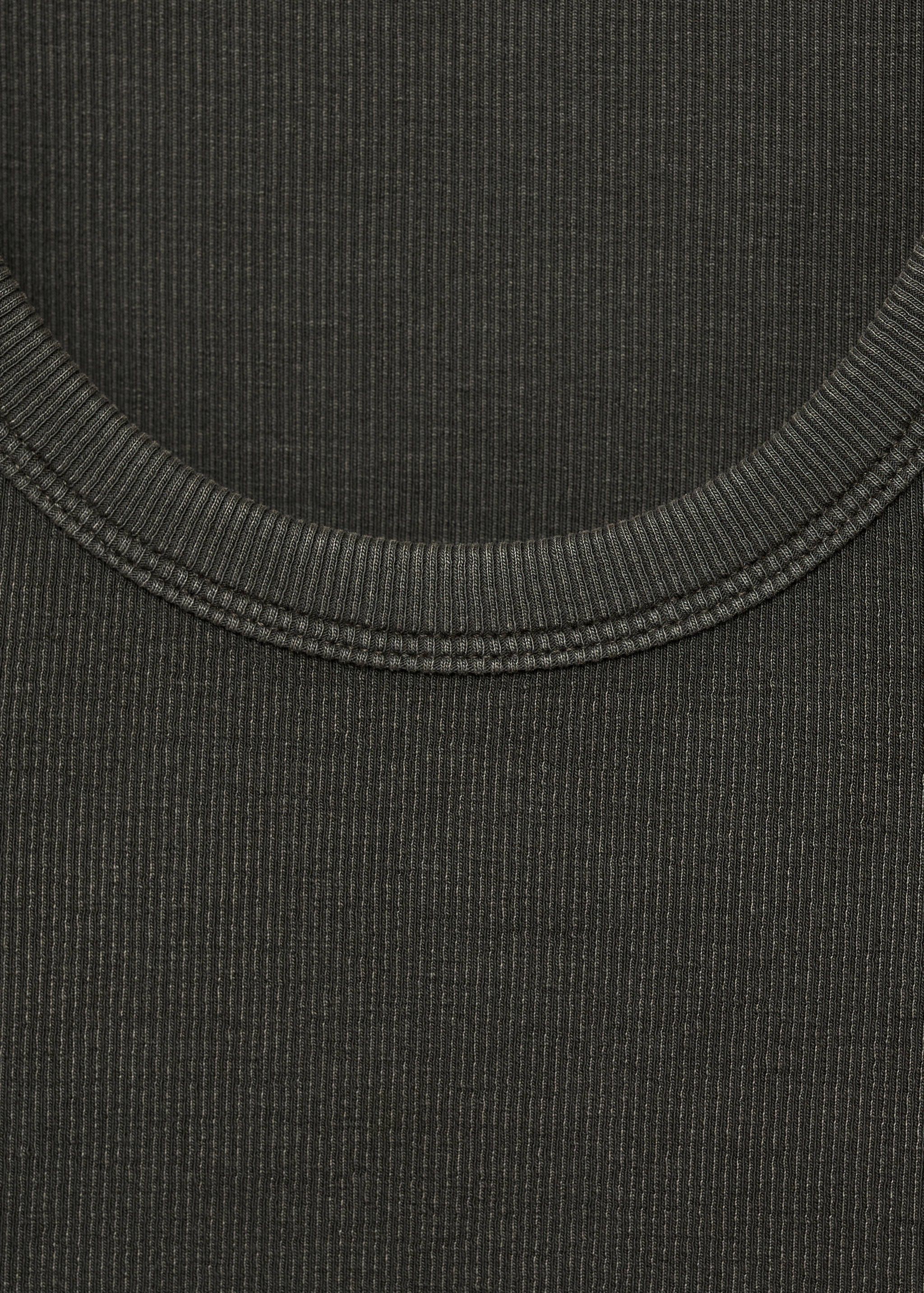 Ribbed top - Details of the article 8