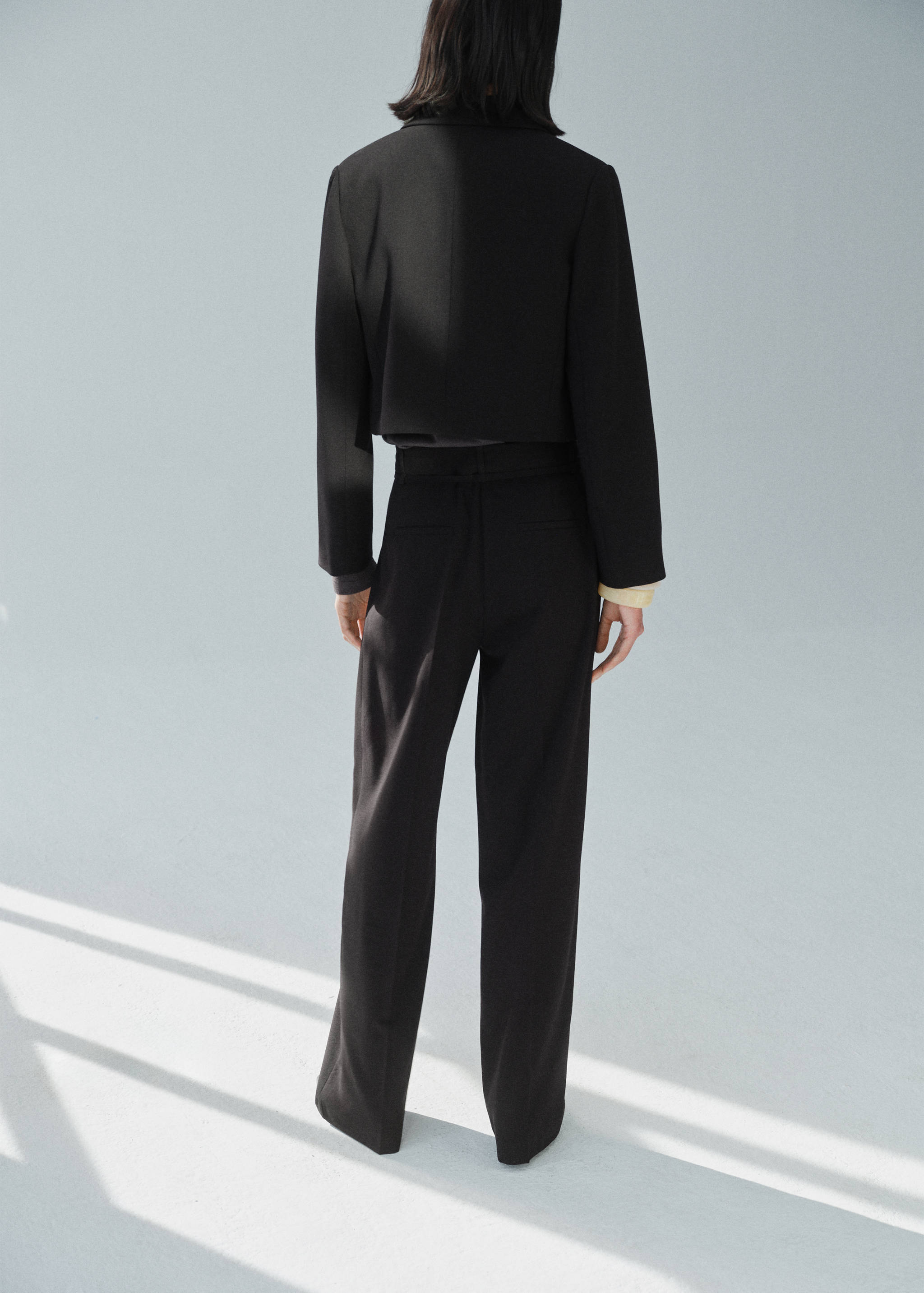 Straight suit trousers with bow - Reverse of the article