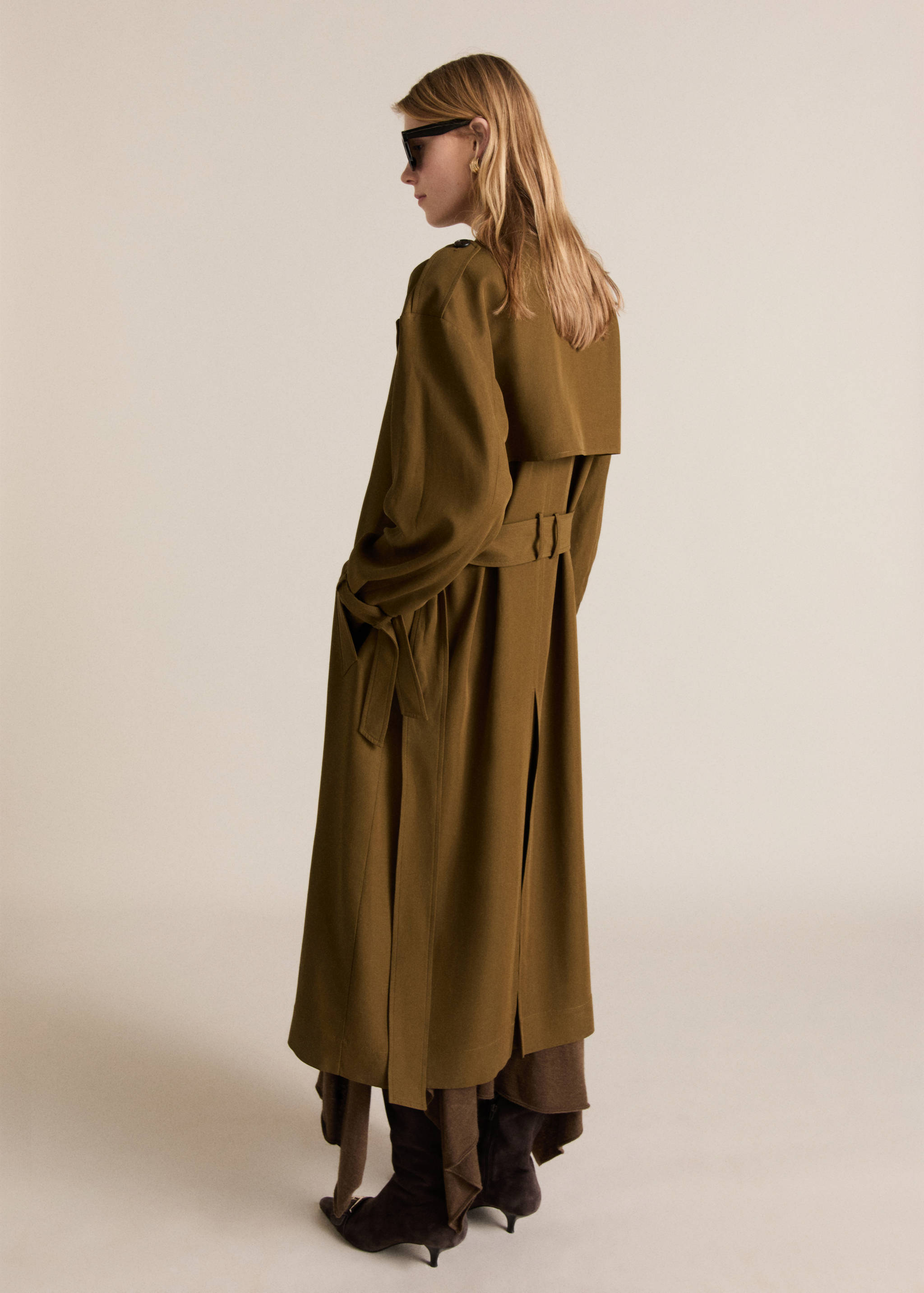 Oversized long lyocell trench coat - Reverse of the article