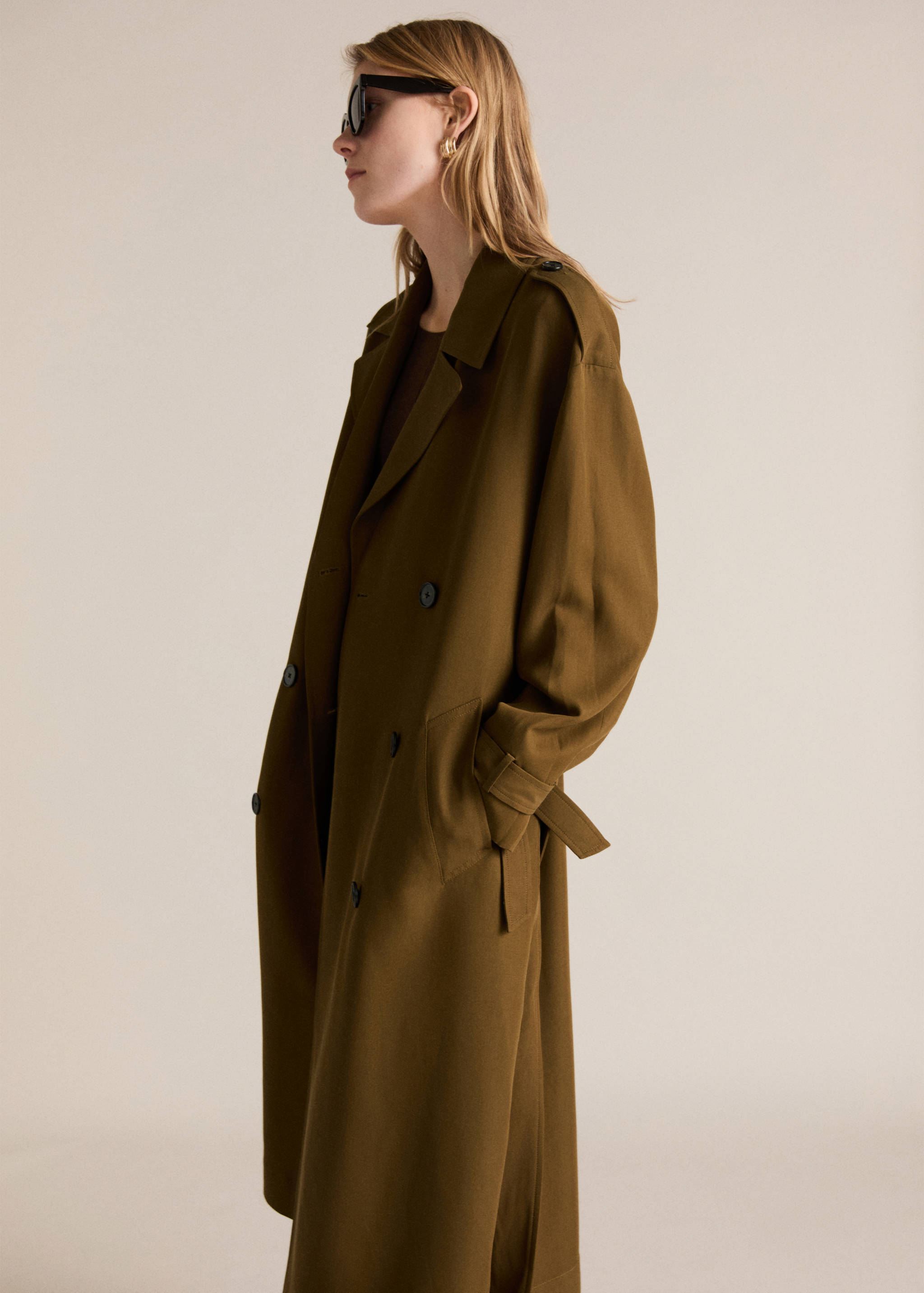 Oversized long lyocell trench coat - Details of the article 6