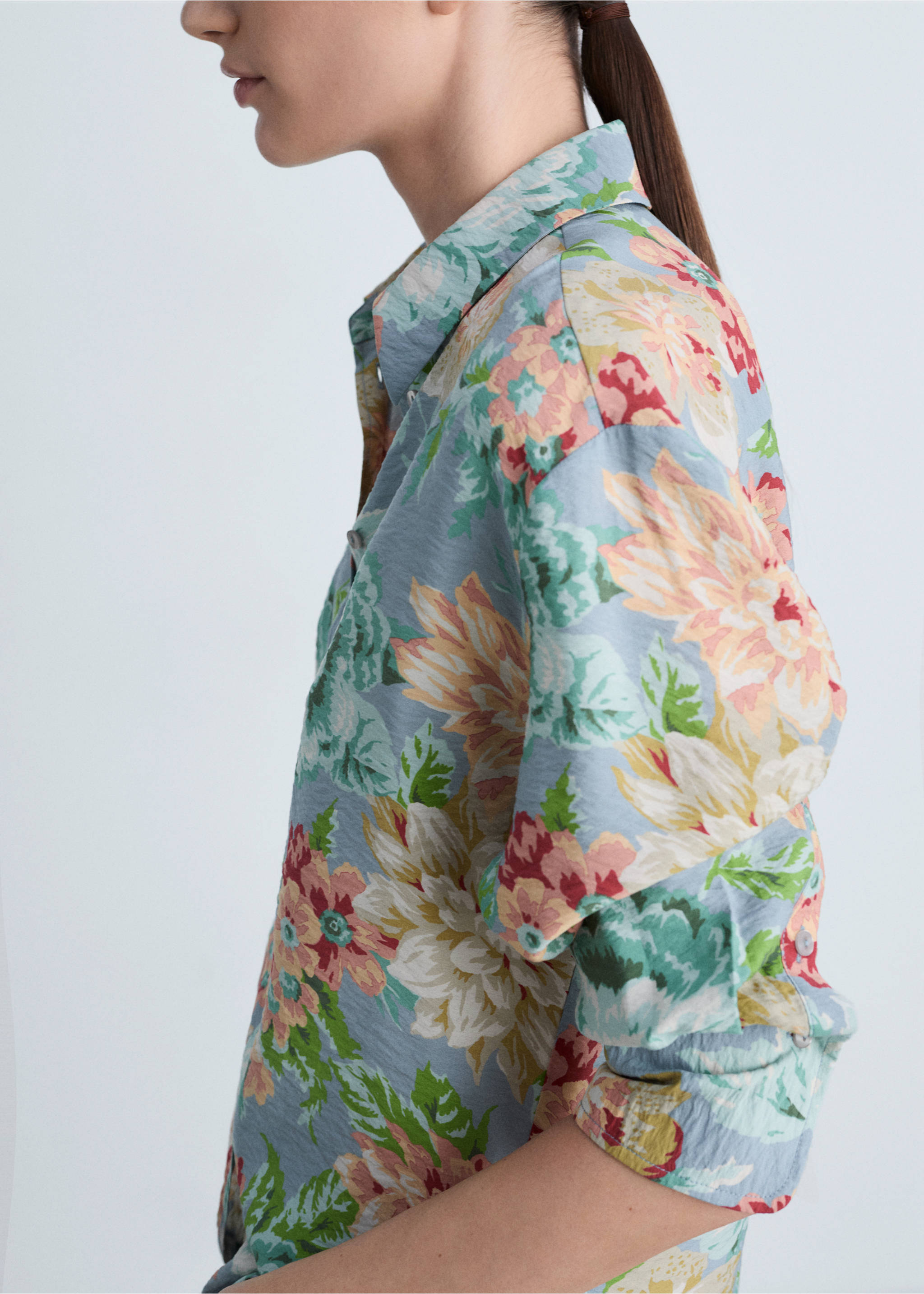 Light blue floral print shirt with a classic collar and long sleeves., Sky Blue. Ref: 87034813-00.