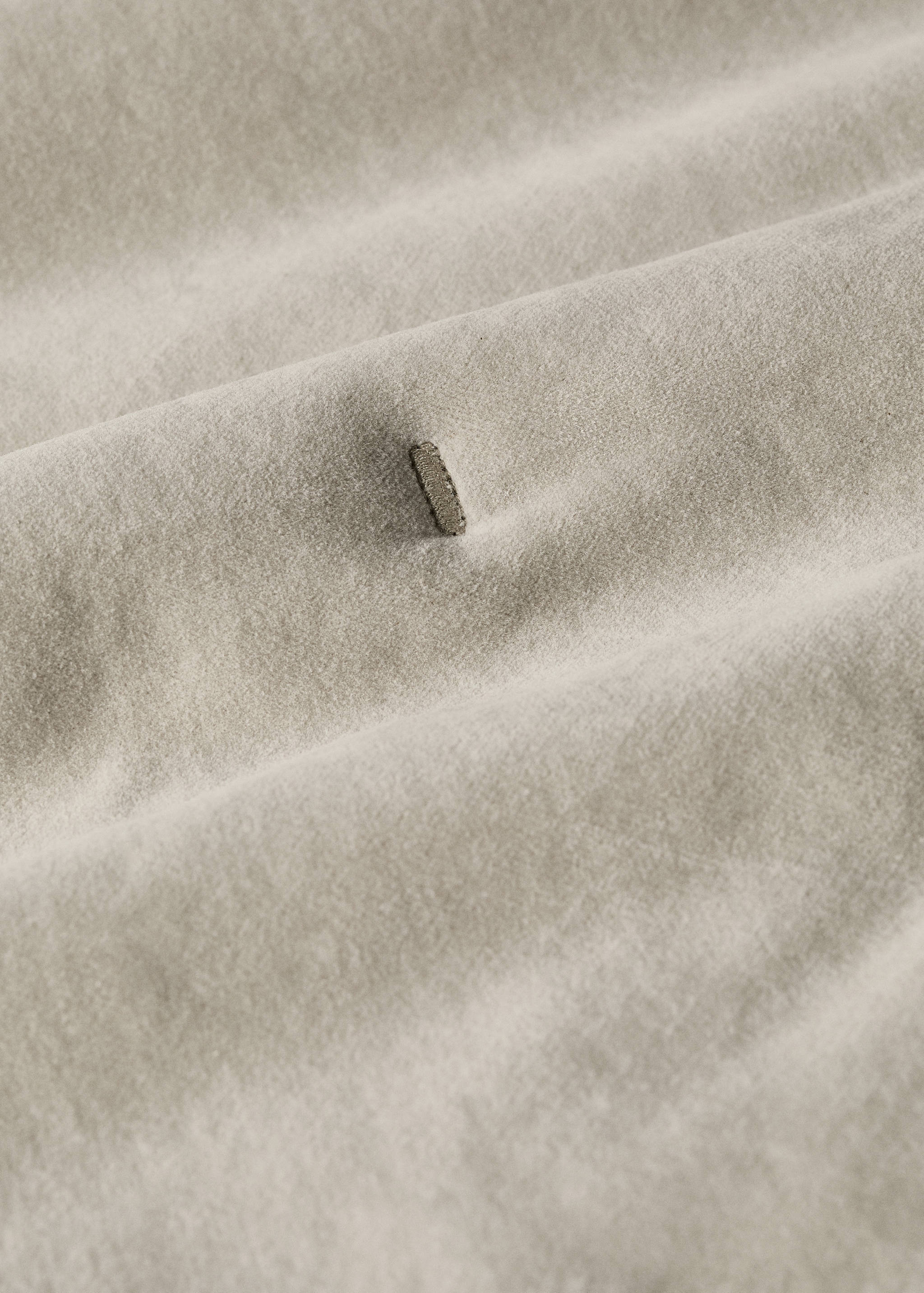 Garment-dyed velvet cotton bedspread for cot - Details of the article 1