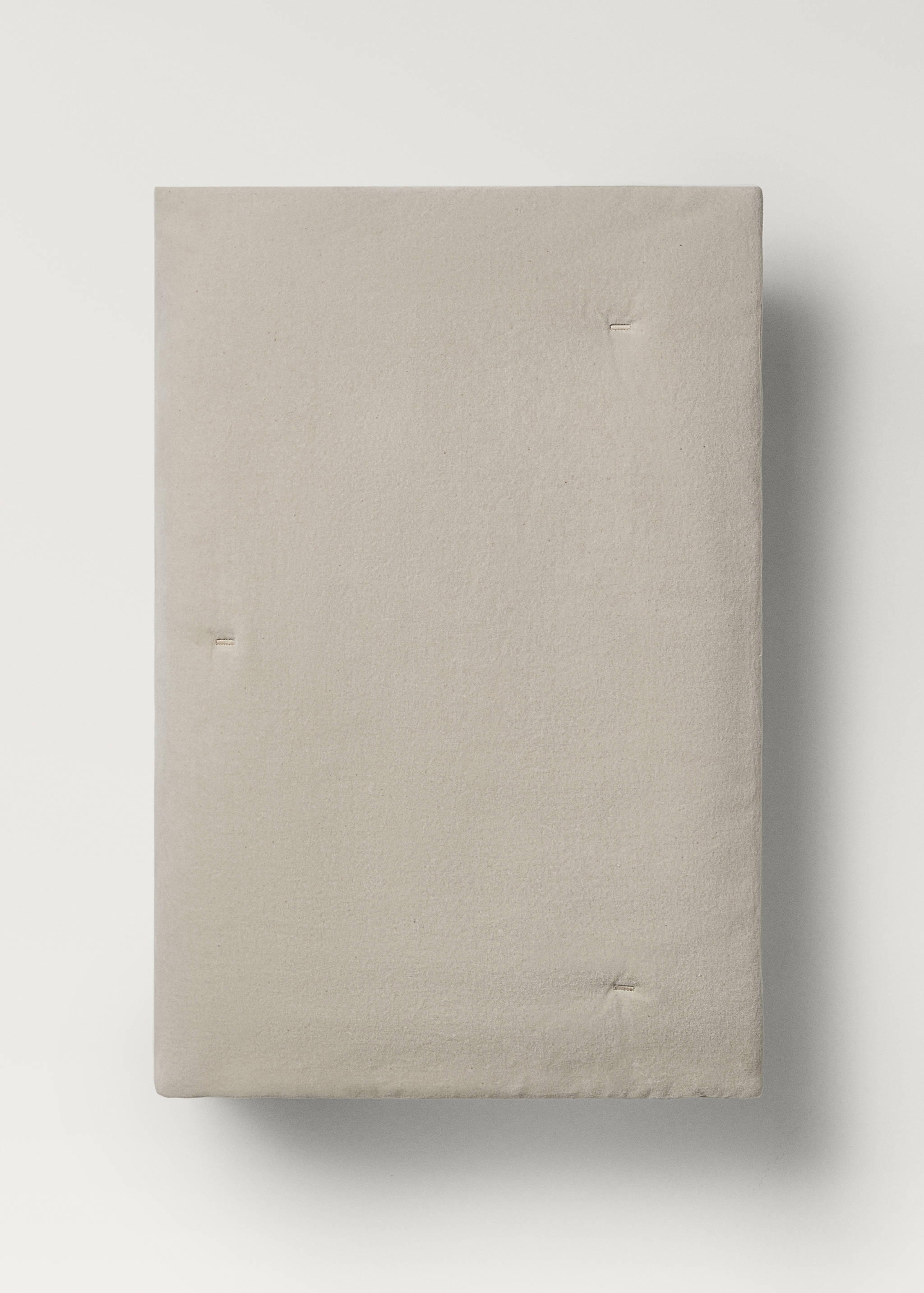 Garment-dyed velvet cotton bedspread for cot - Details of the article 3