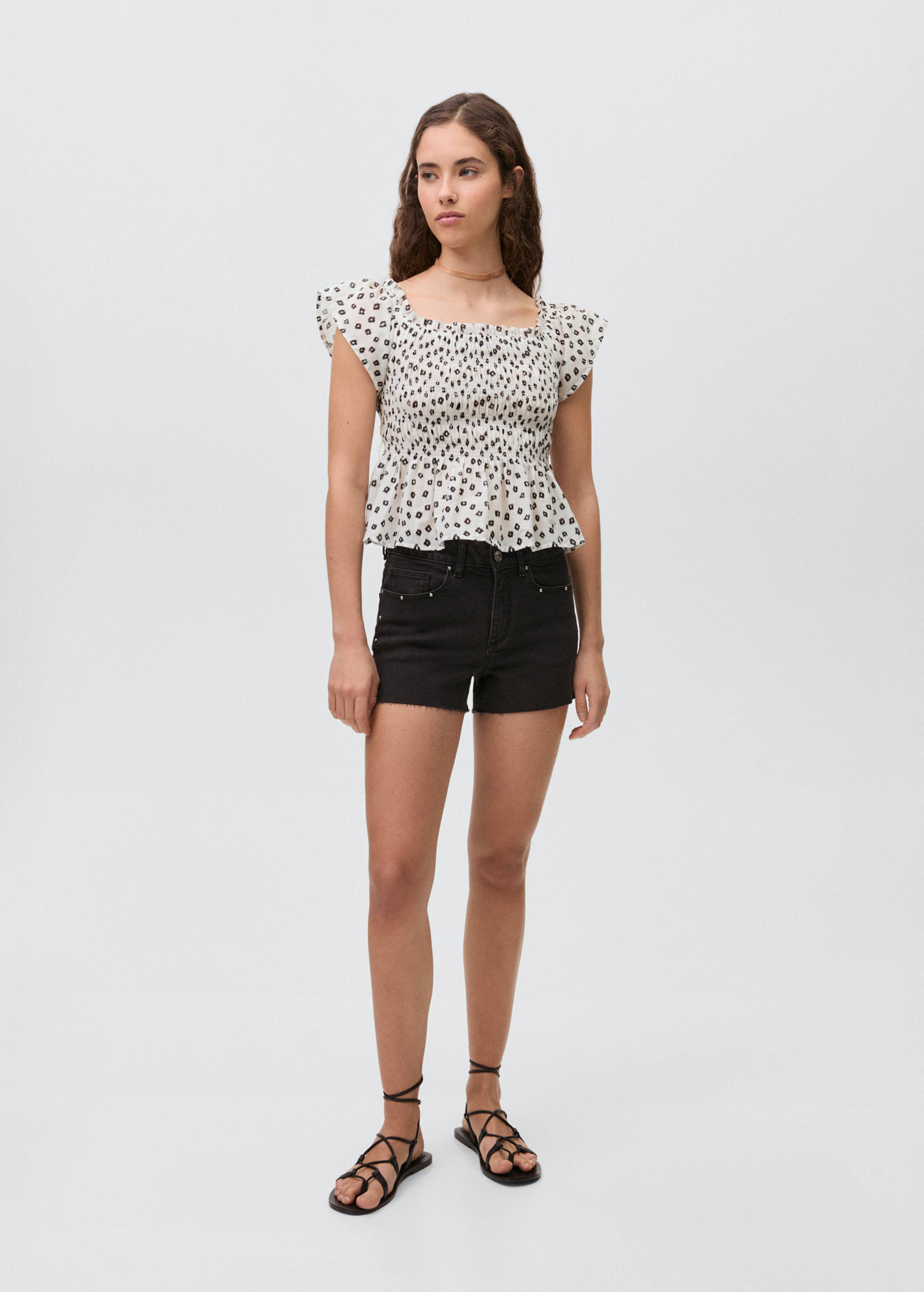 Ruffles printed blouse - General plane