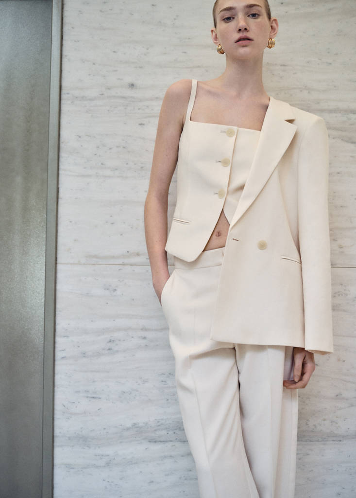 Suit waistcoat with open back — Ecru