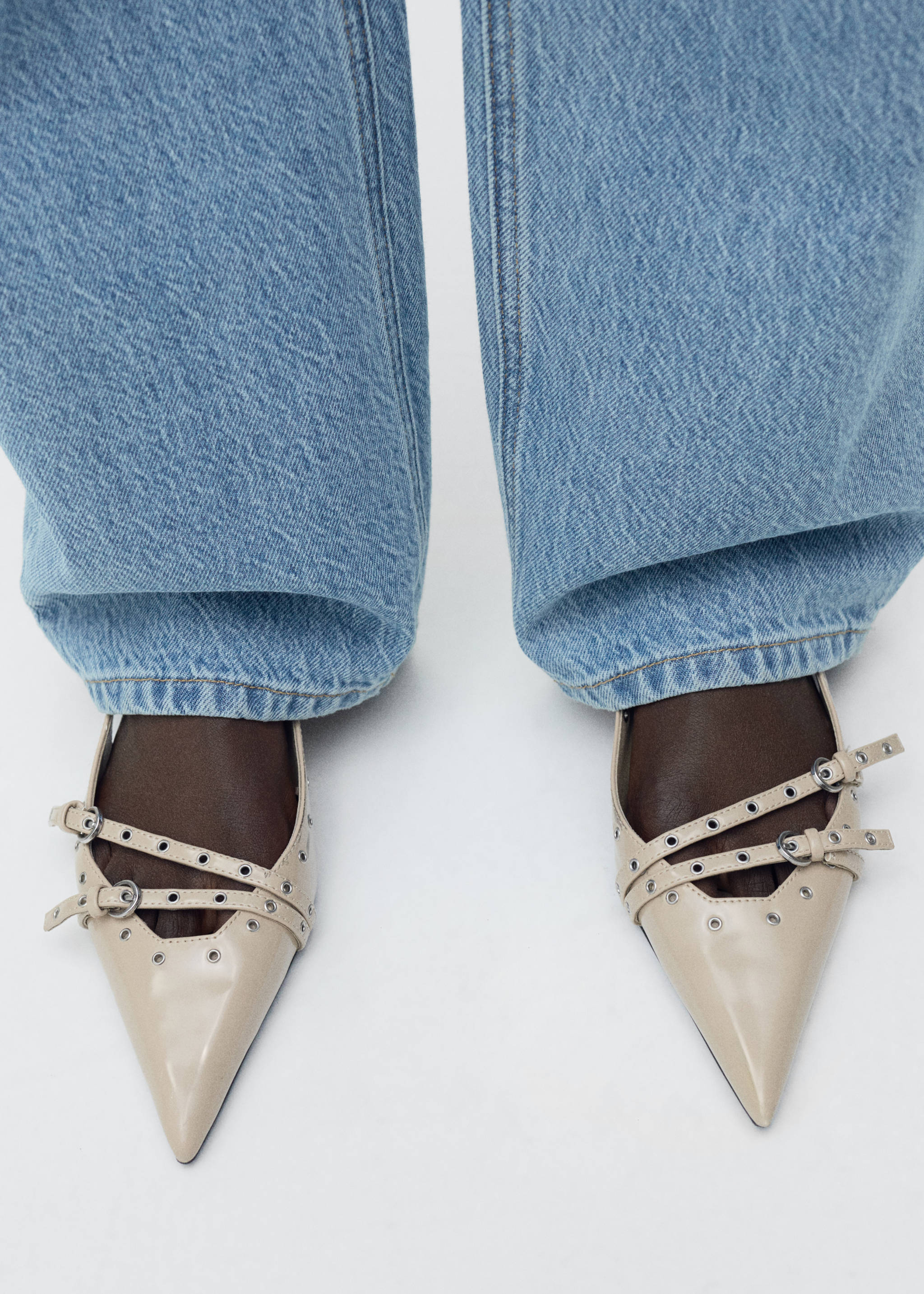 High-rise balloon jeans - Details of the article 1