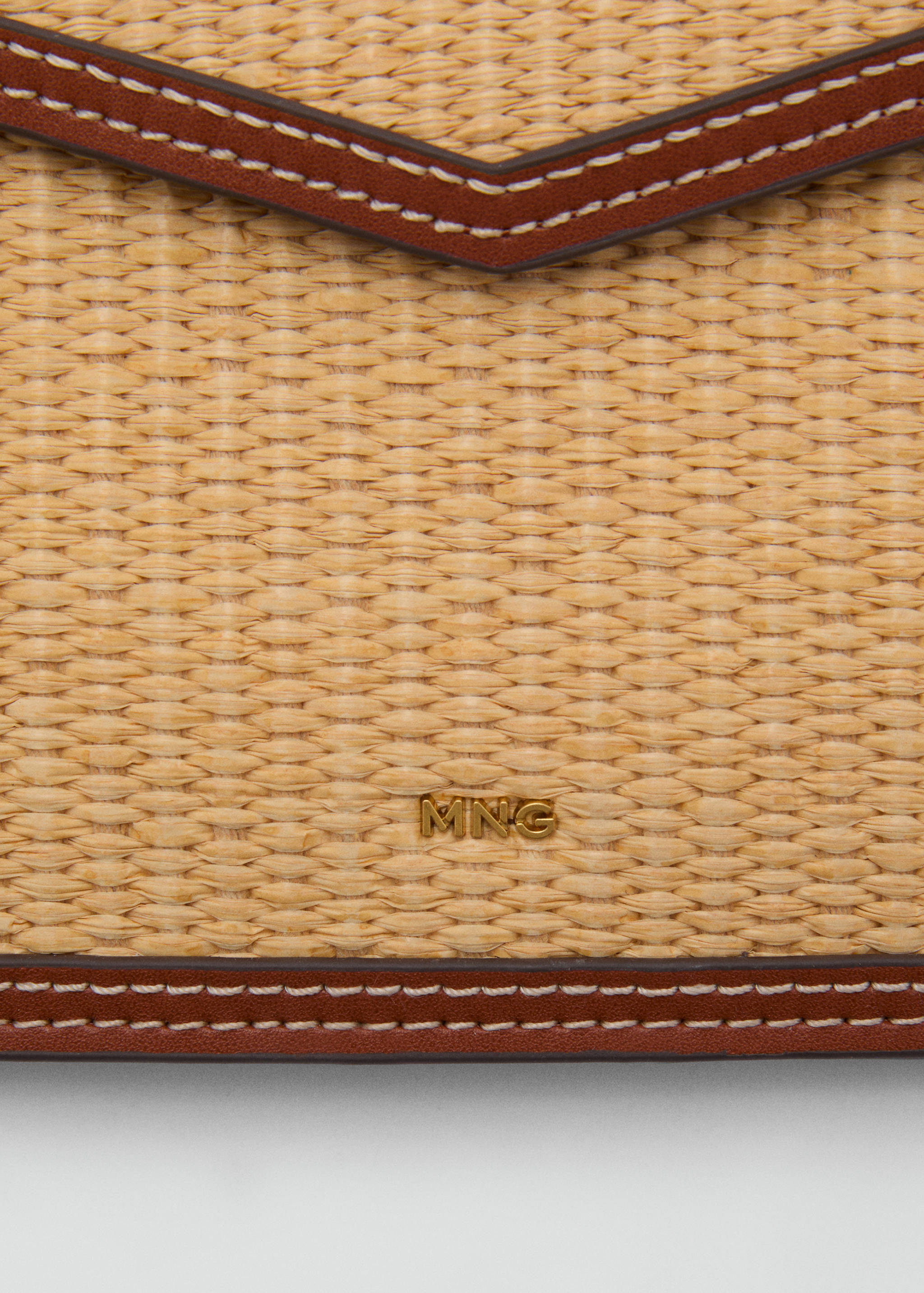 Raffia effect clutch - Details of the article 1