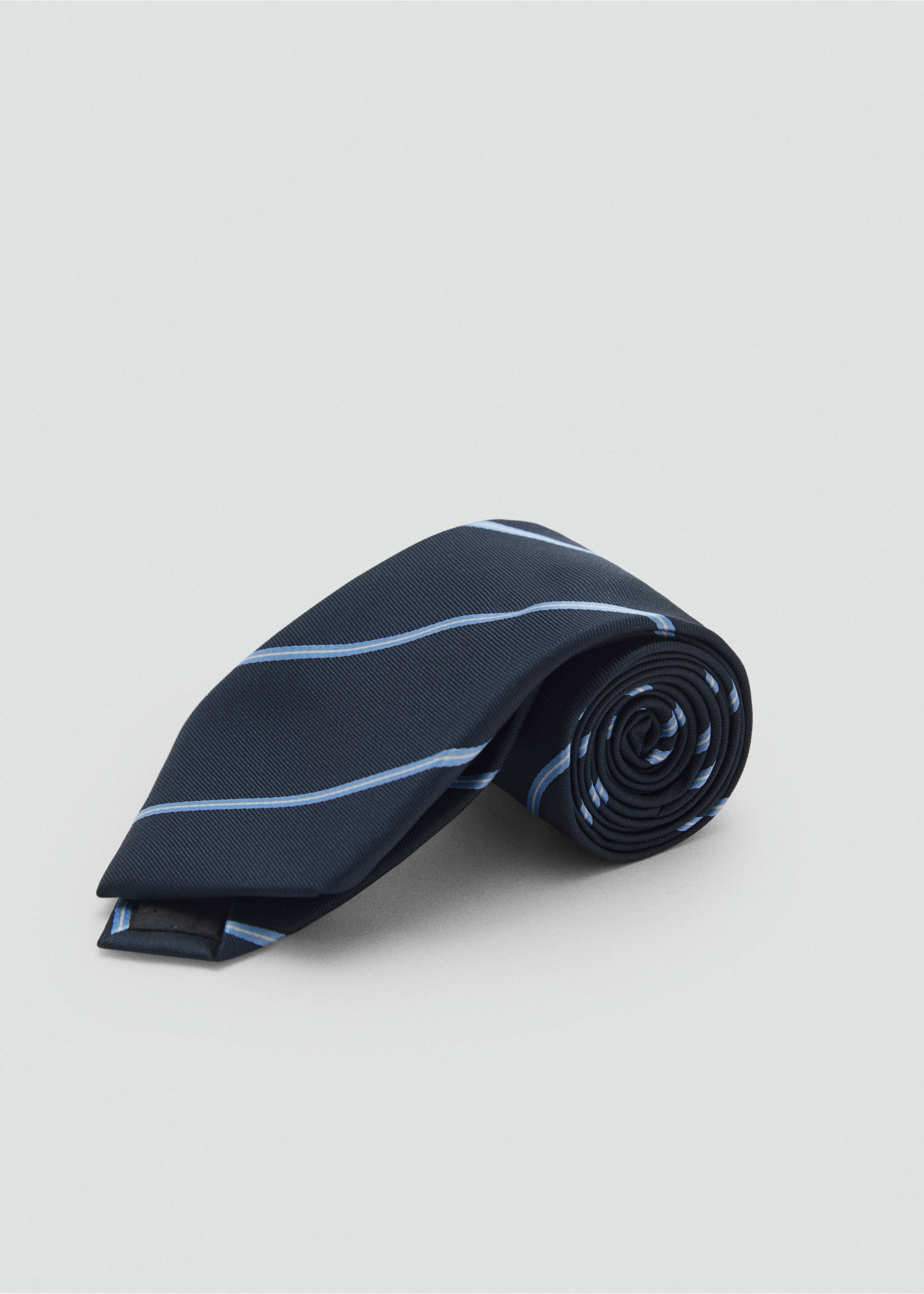 Corbata rayas - Plano medio, Azul marino. Ref: 87035756-00.