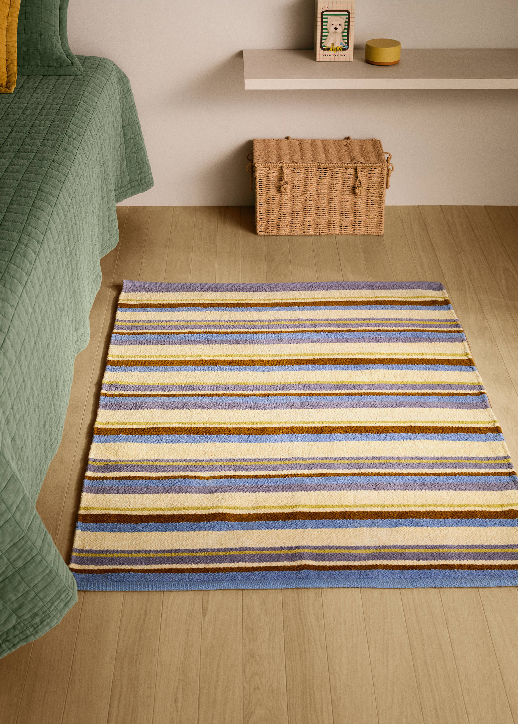 Детски килим от памука на цветни райета - Обща равнина