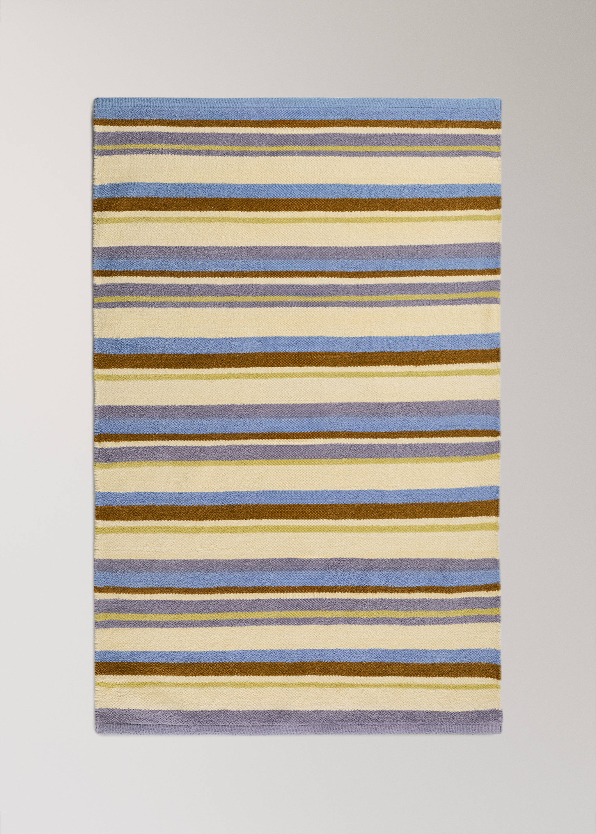 Детски килим от памука на цветни райета - Артикул без модел