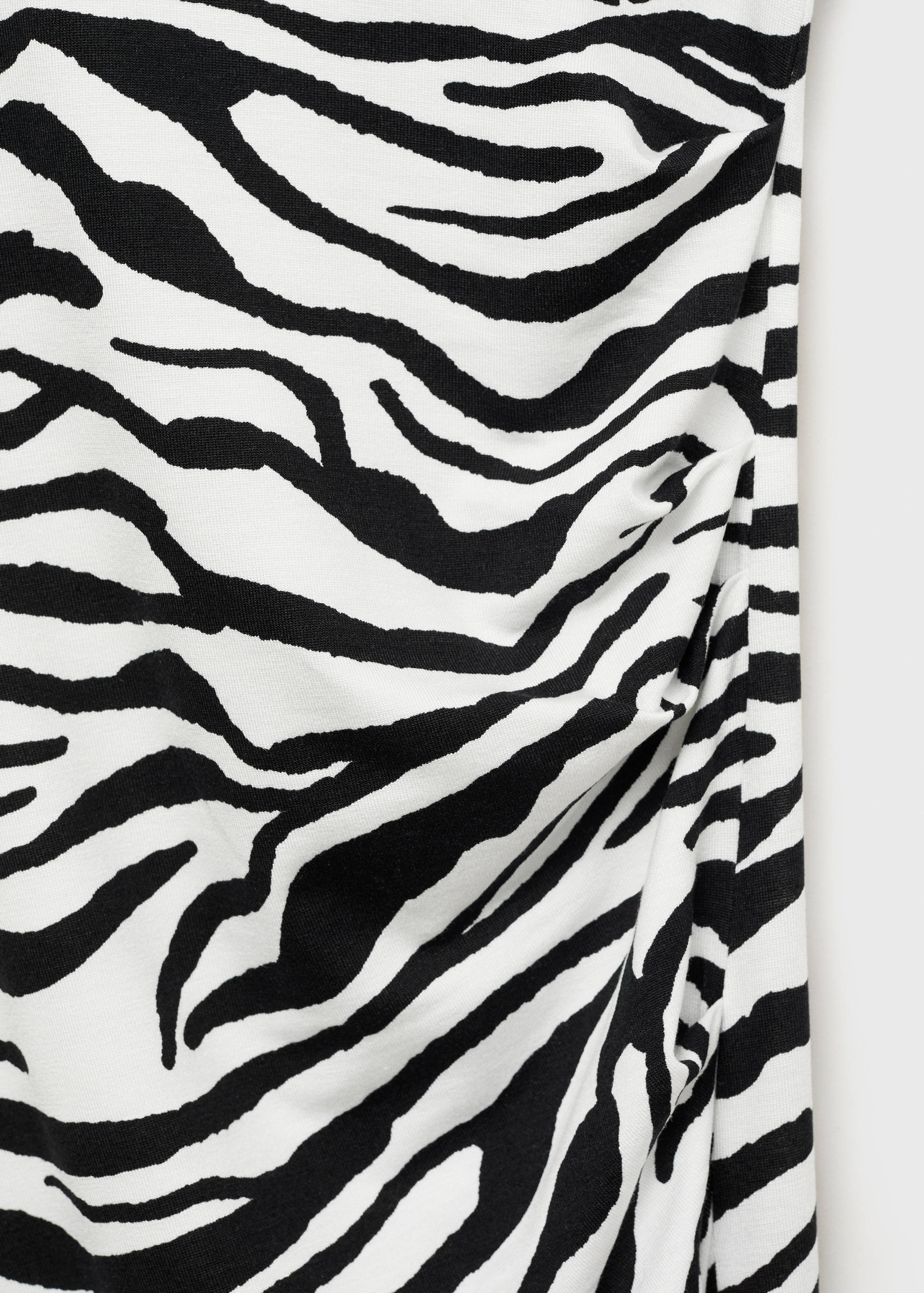 Getailleerde mini-jurk met zebraprint - Detail van het artikel 0