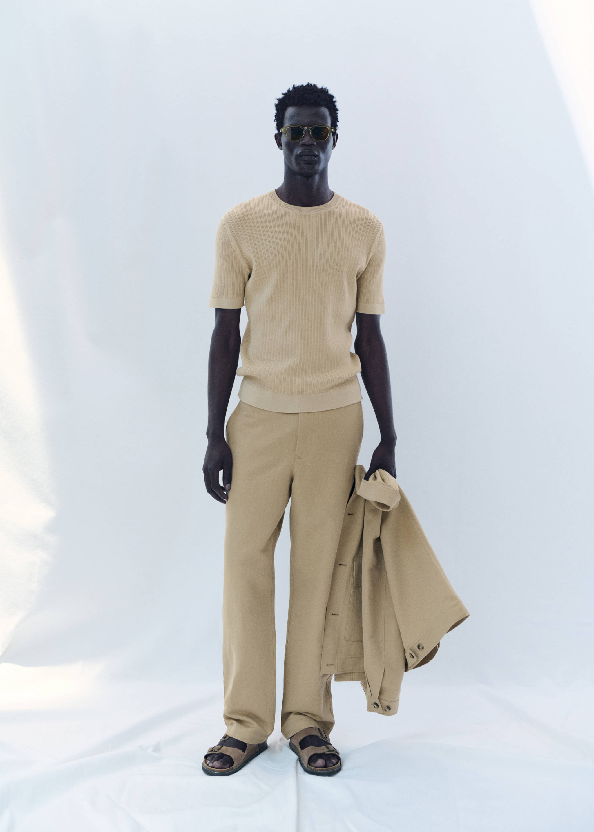 Linen-blend regular-fit pants - Details of the article 3, Beige. Ref: 87035917-00.