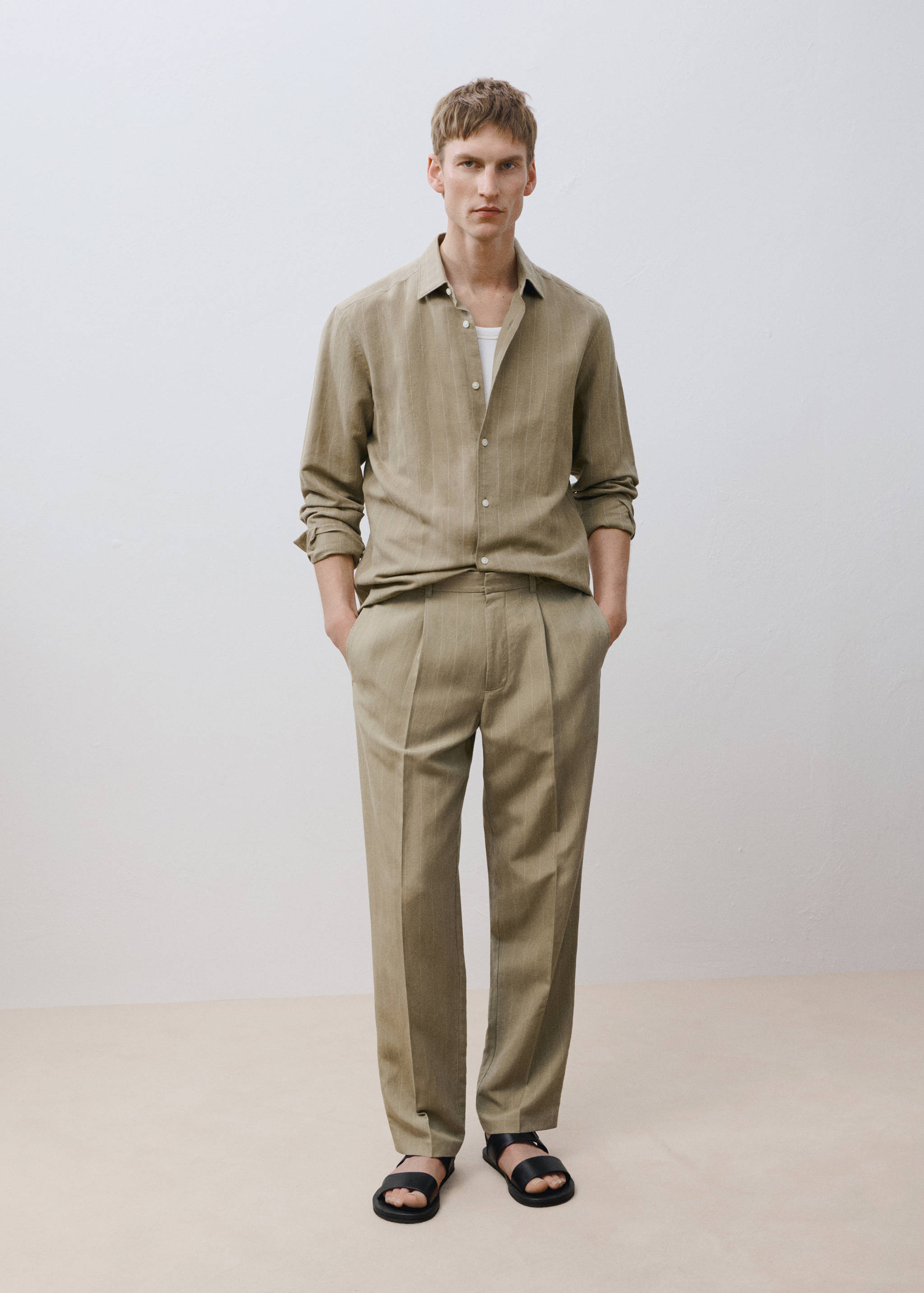 Pinstripe linen pants - Details of the article 3