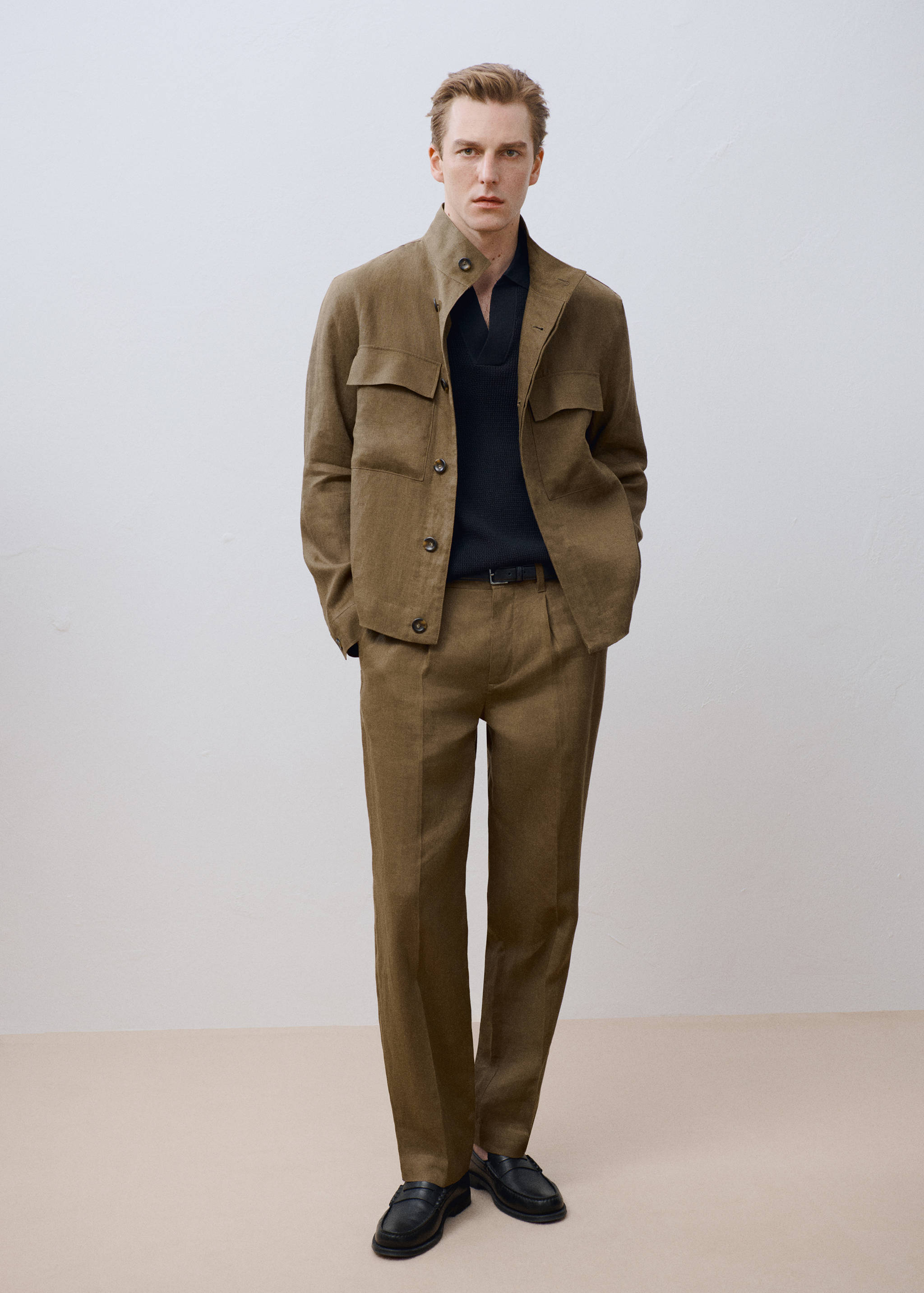 100% linen pleated trousers - Details of the article 5