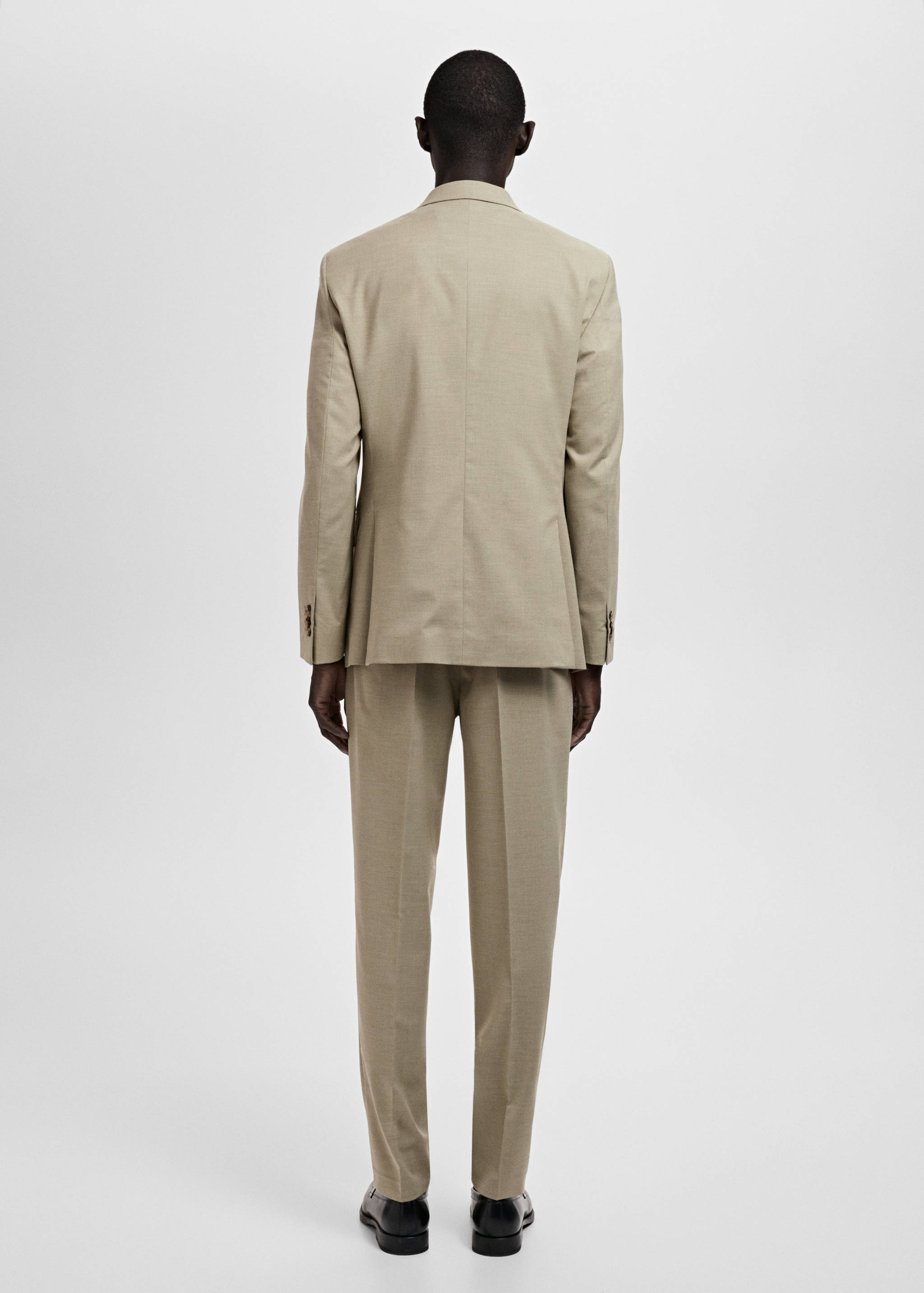 جاكيت بدلة بقصة ضيقة من ميلان - الجهة الخلفية للمنتج