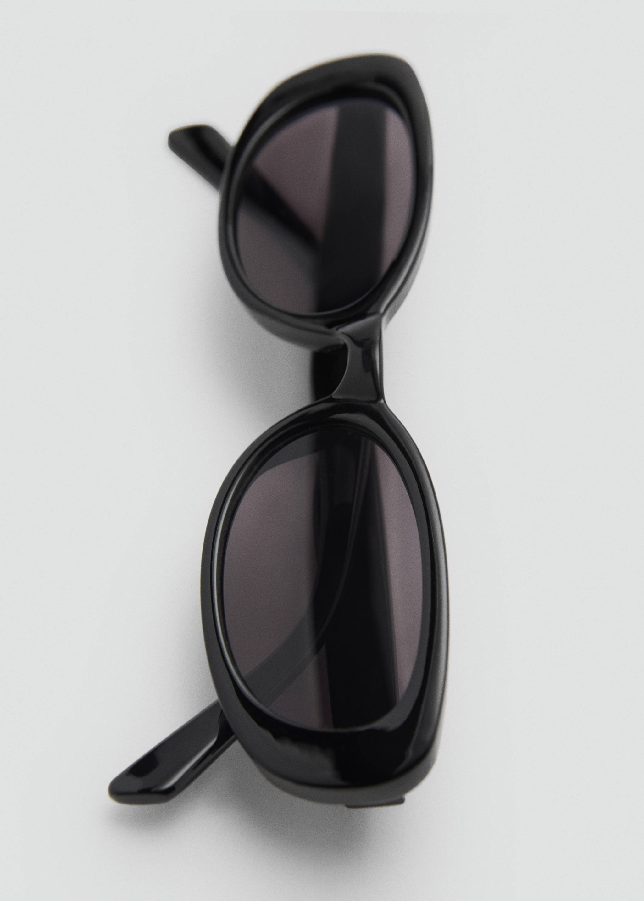 Oval-frame sunglasses - Details of the article 2