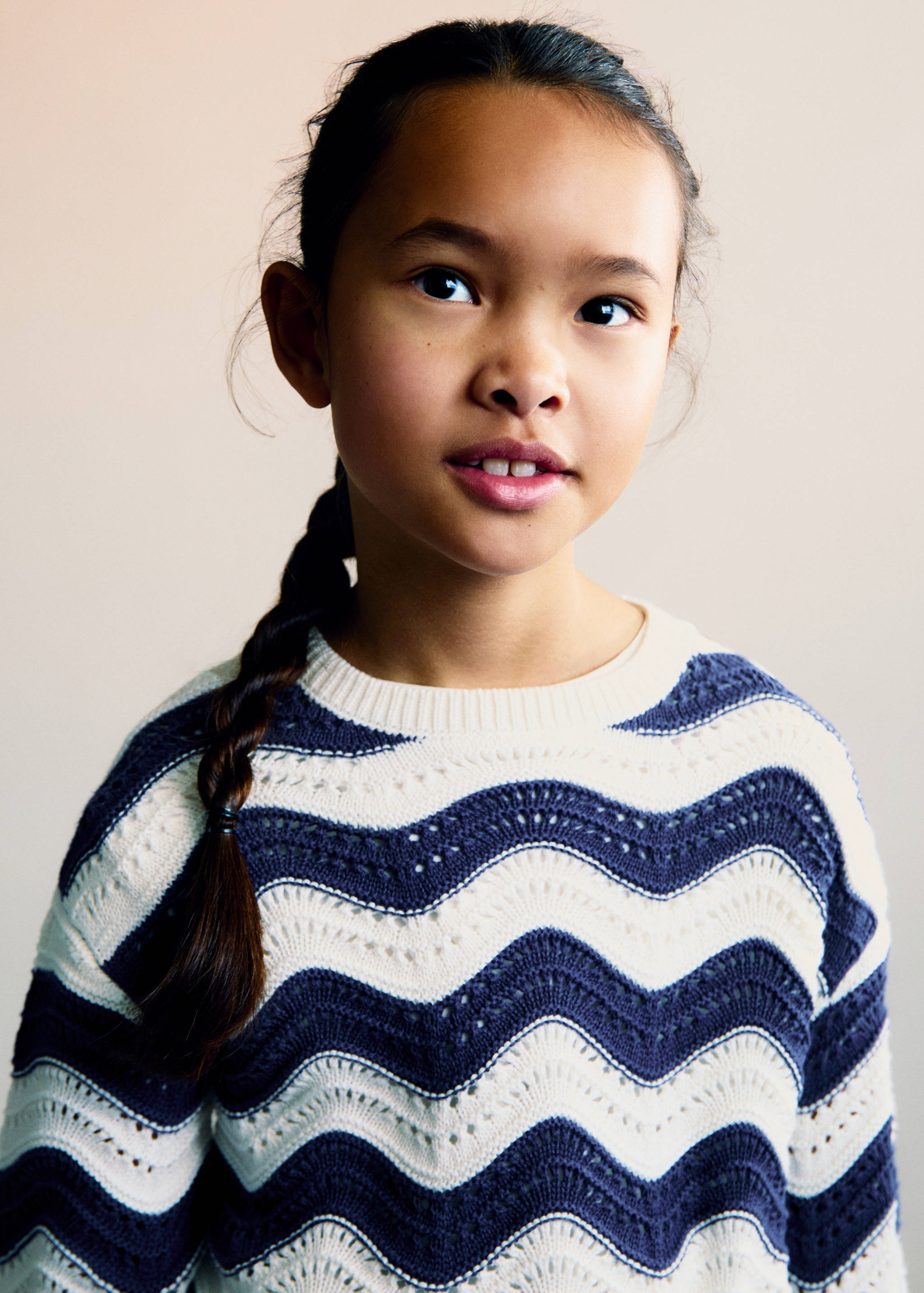 Zigzag openwork knitted sweater - Details of the article 1