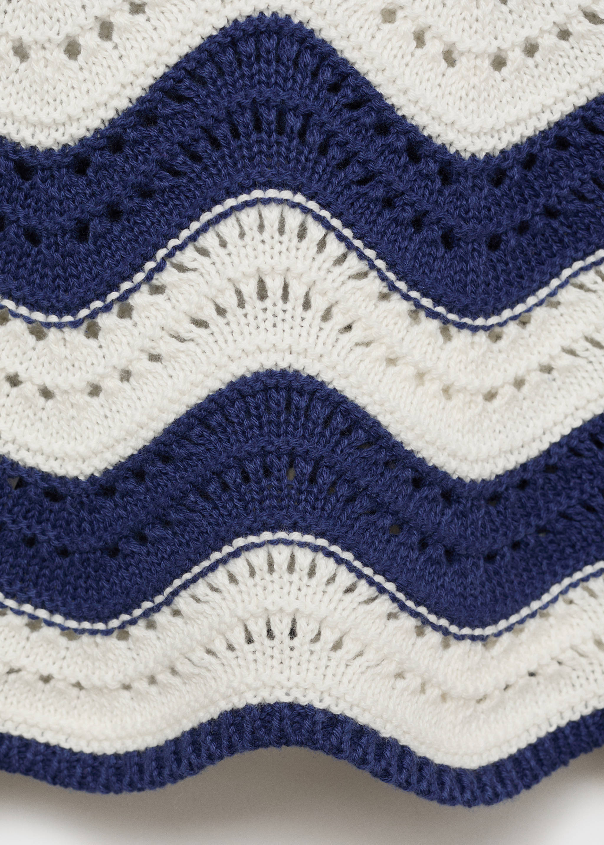 Zigzag openwork knitted sweater - Details of the article 0