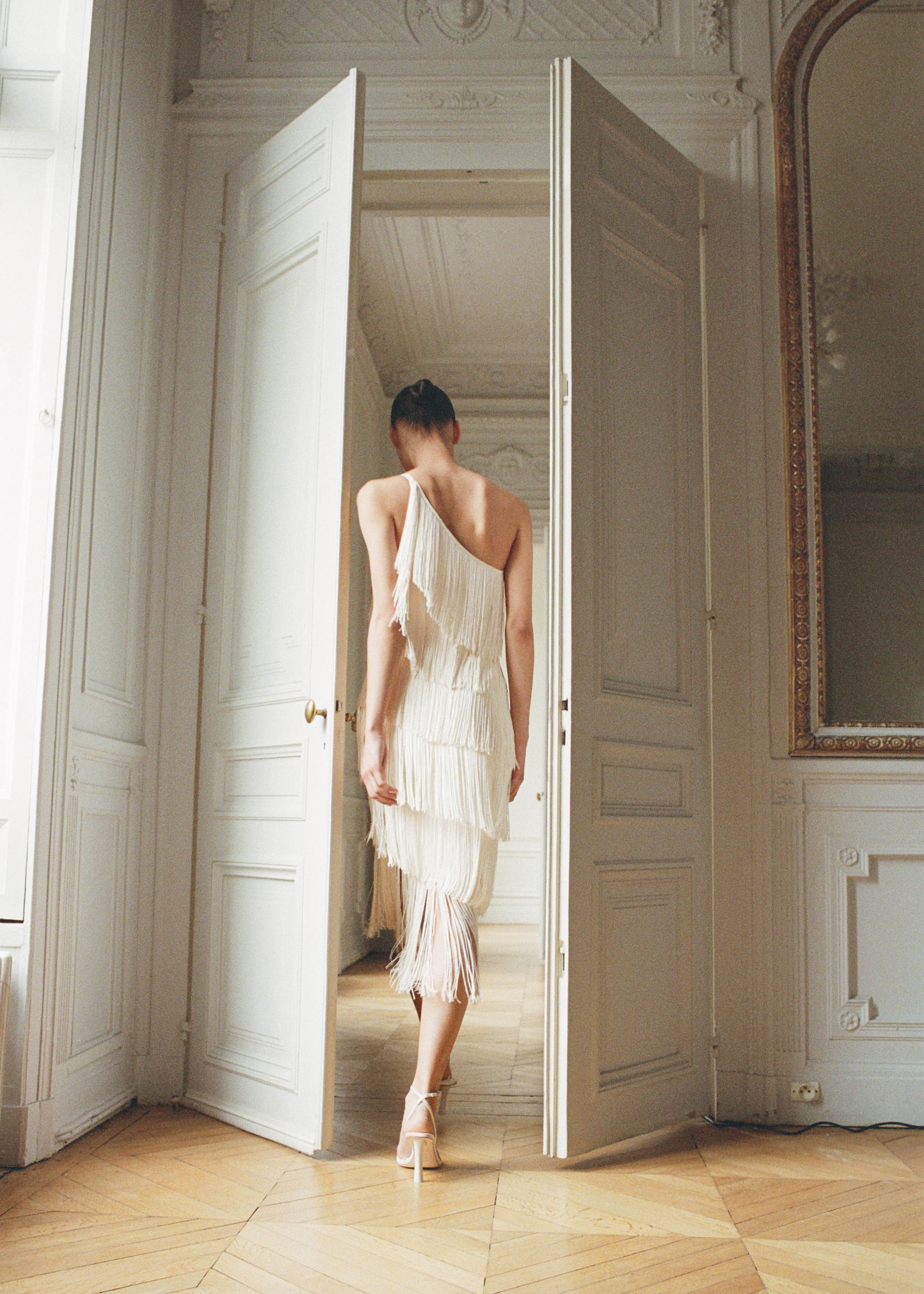 Vestido midi assimétrico com franjas - Pormenor do artigo 3