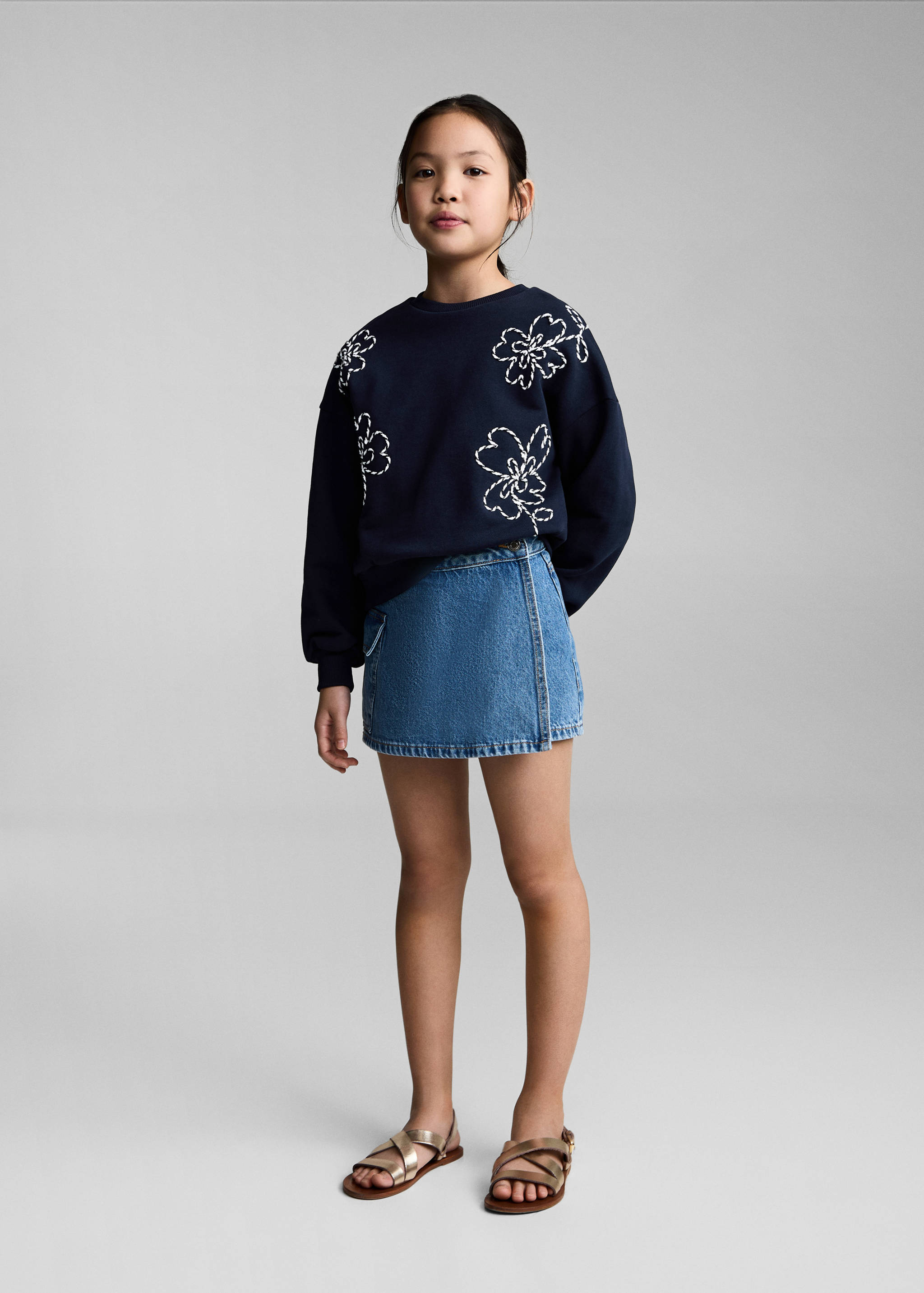 Embroidered floral cotton sweatshirt - General plane